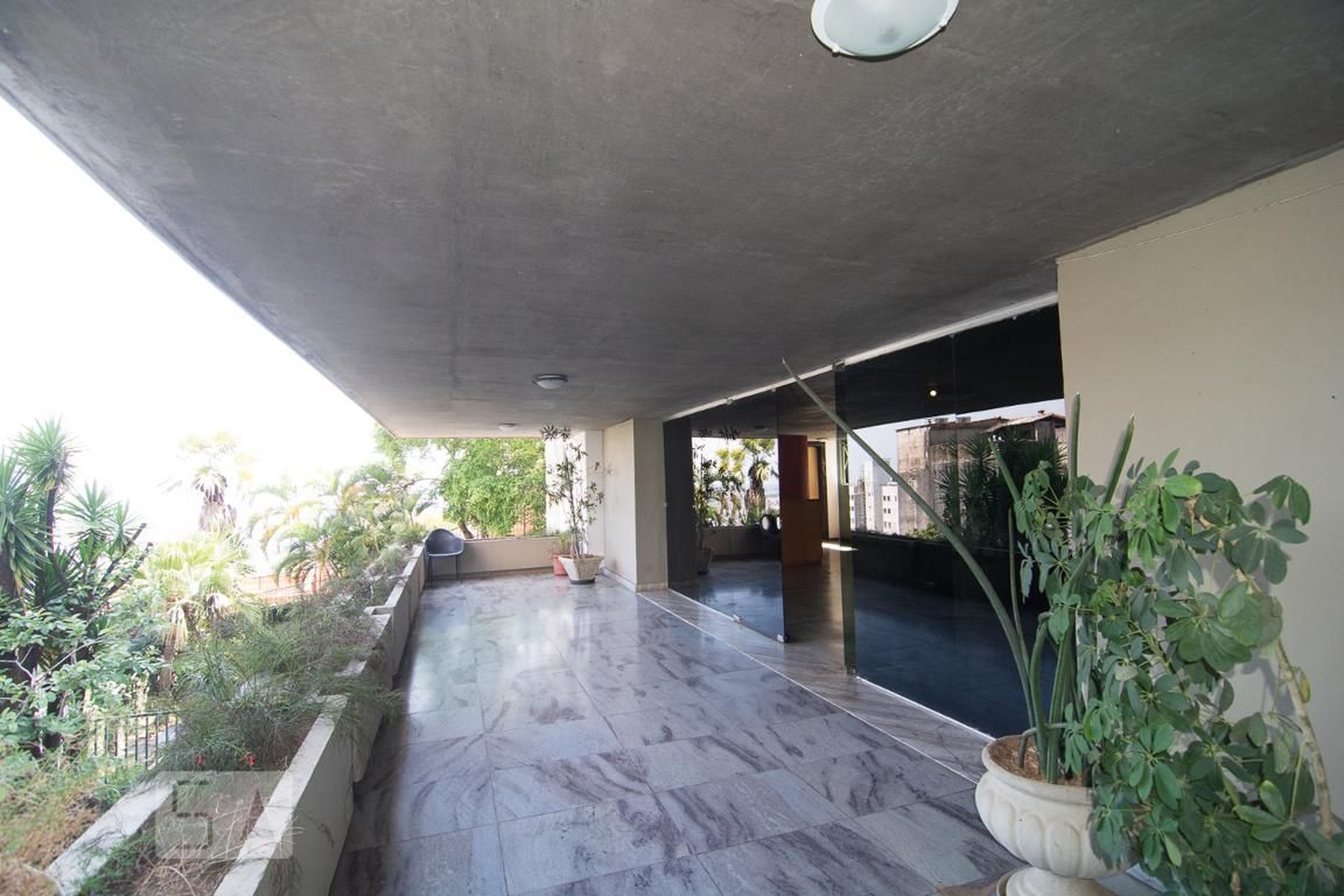 Área externa - Edifício Favela