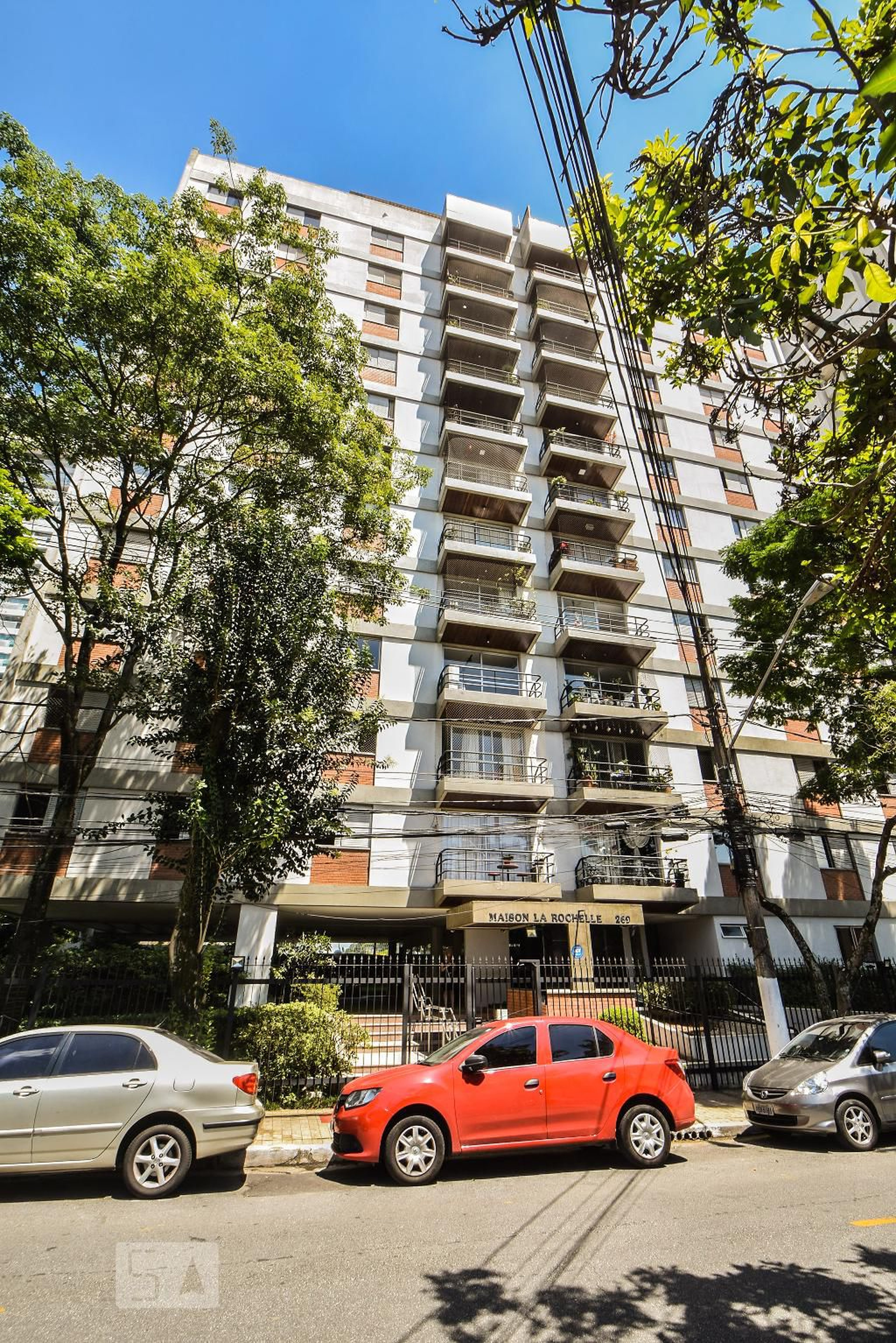 Prédio Condomínio Maison La Rochelle