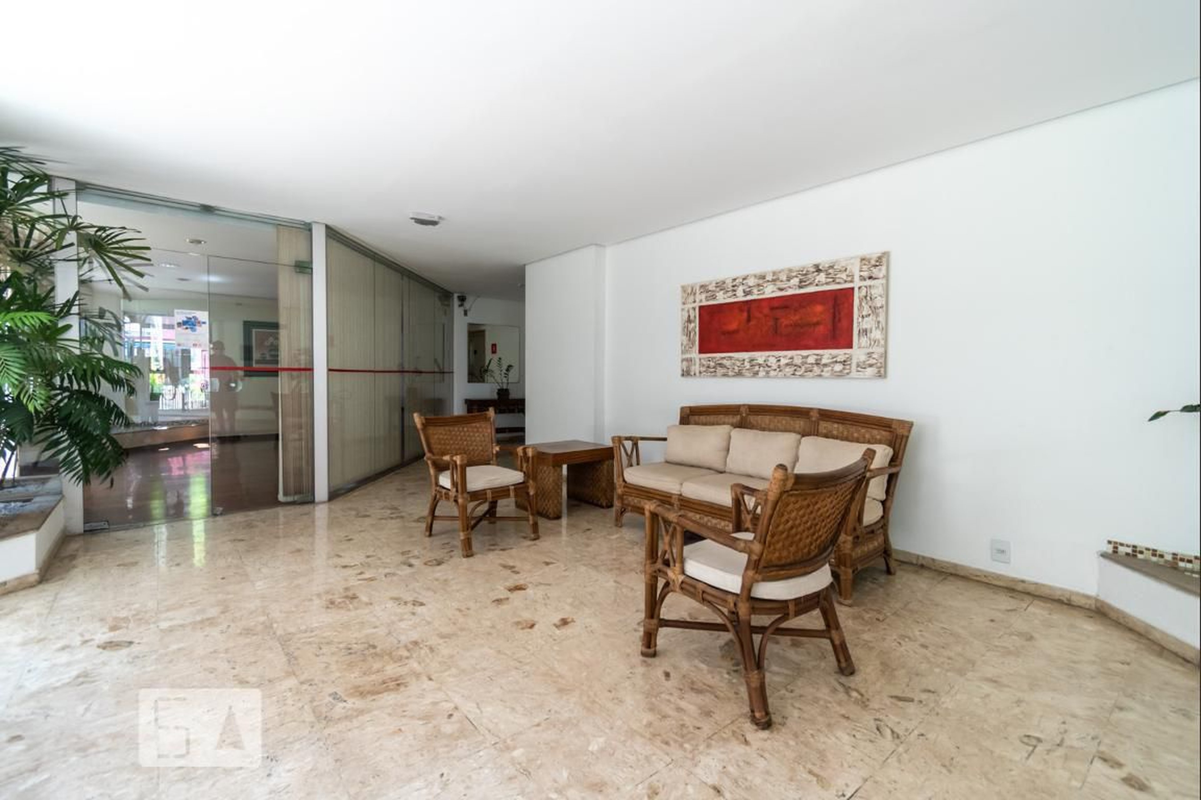 Hall - Edifício Port Etienne