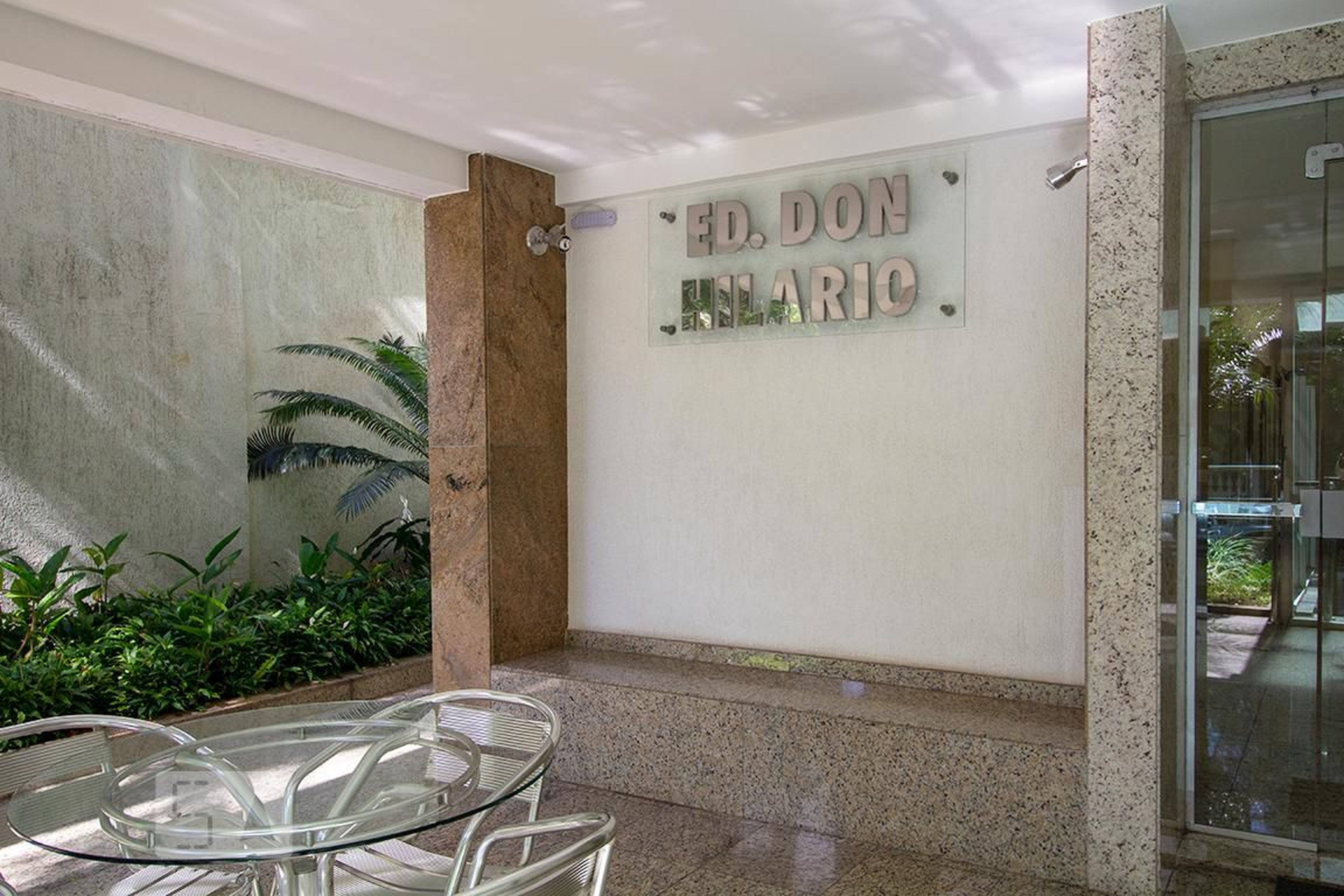 Entrada - Edifício Don Hilario