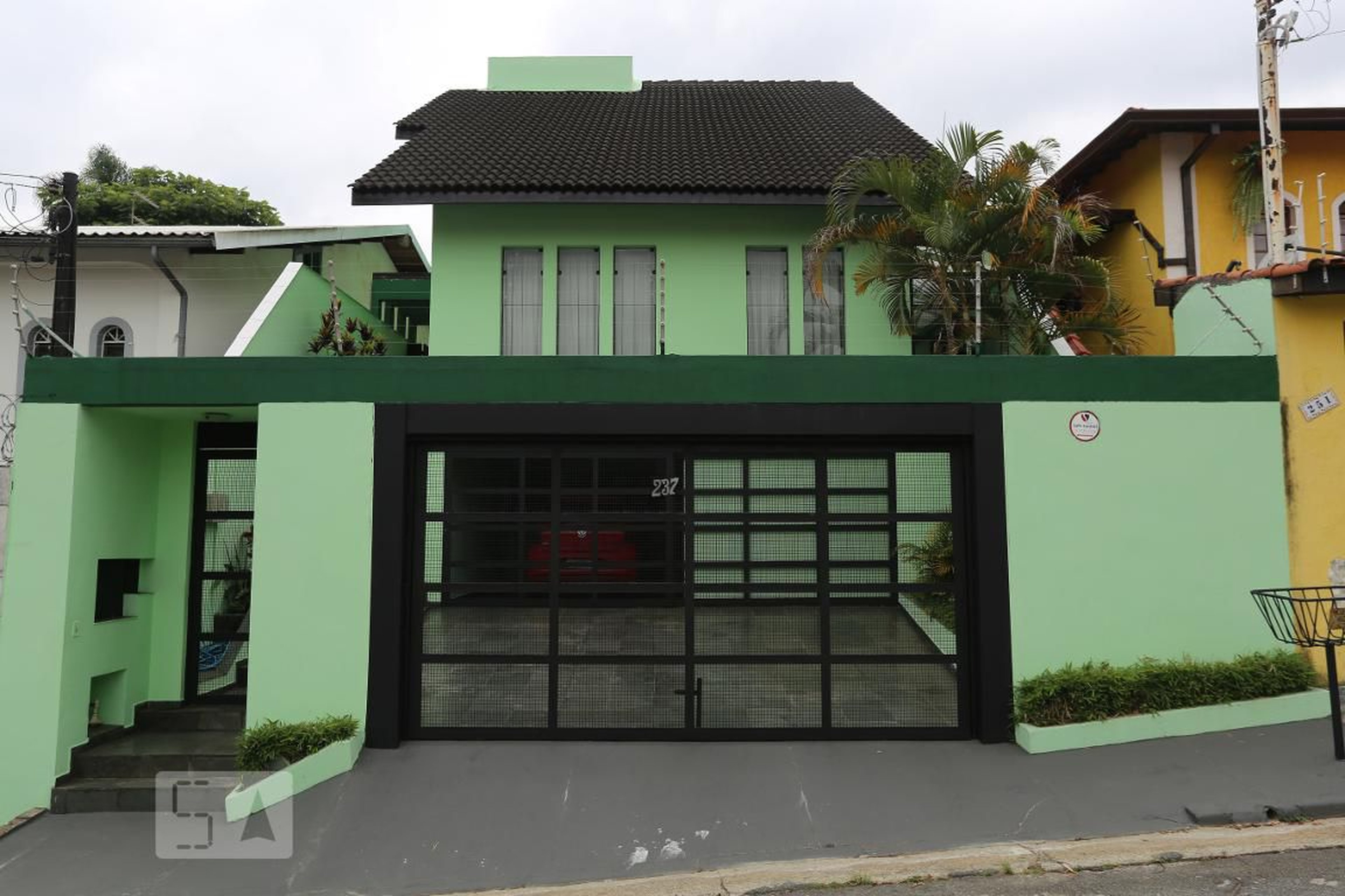 Fachada Condomínio em Rua José Aristides Jofre, 237