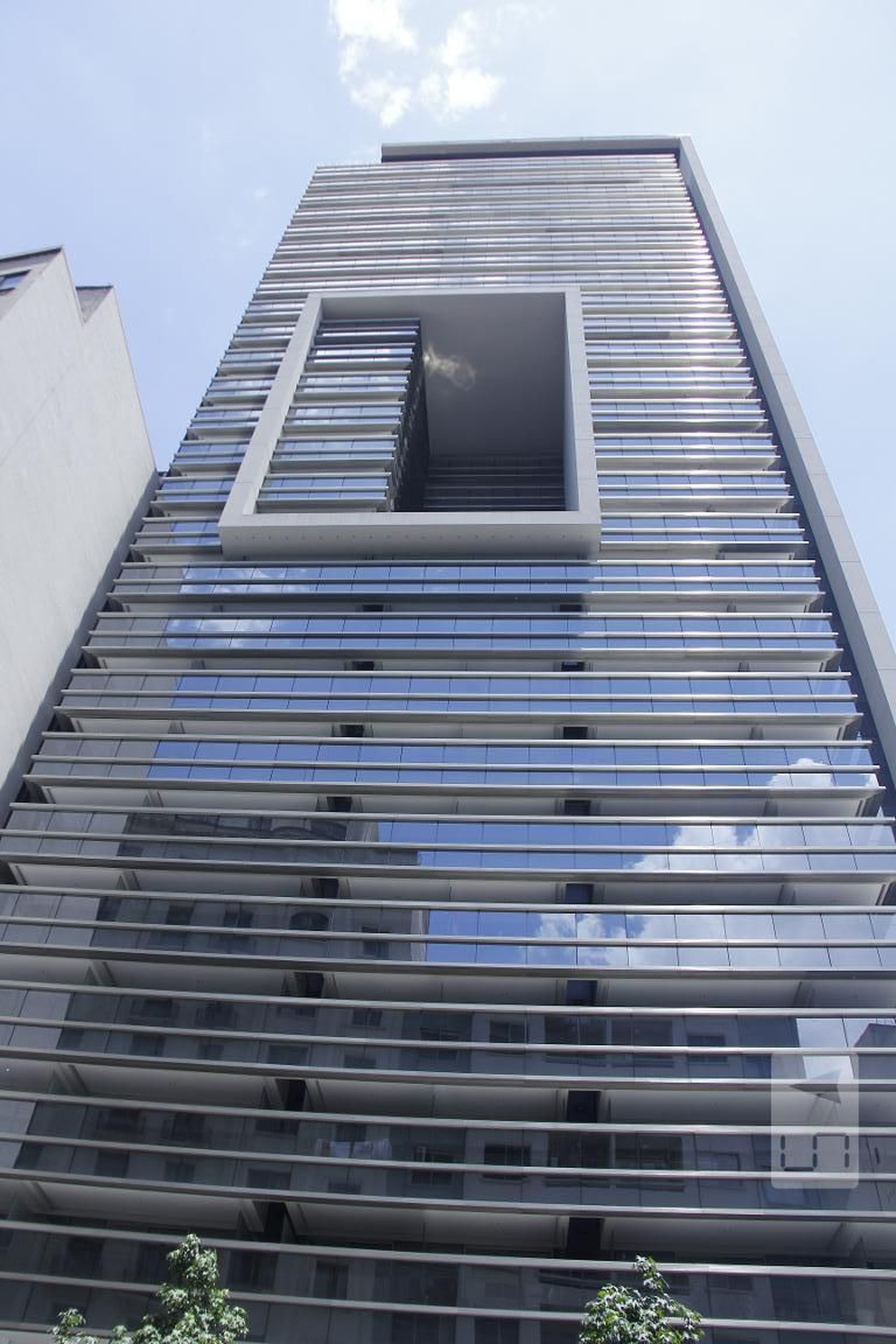 Fachada do condomínio Condomínio Setin Downtown Praça da República