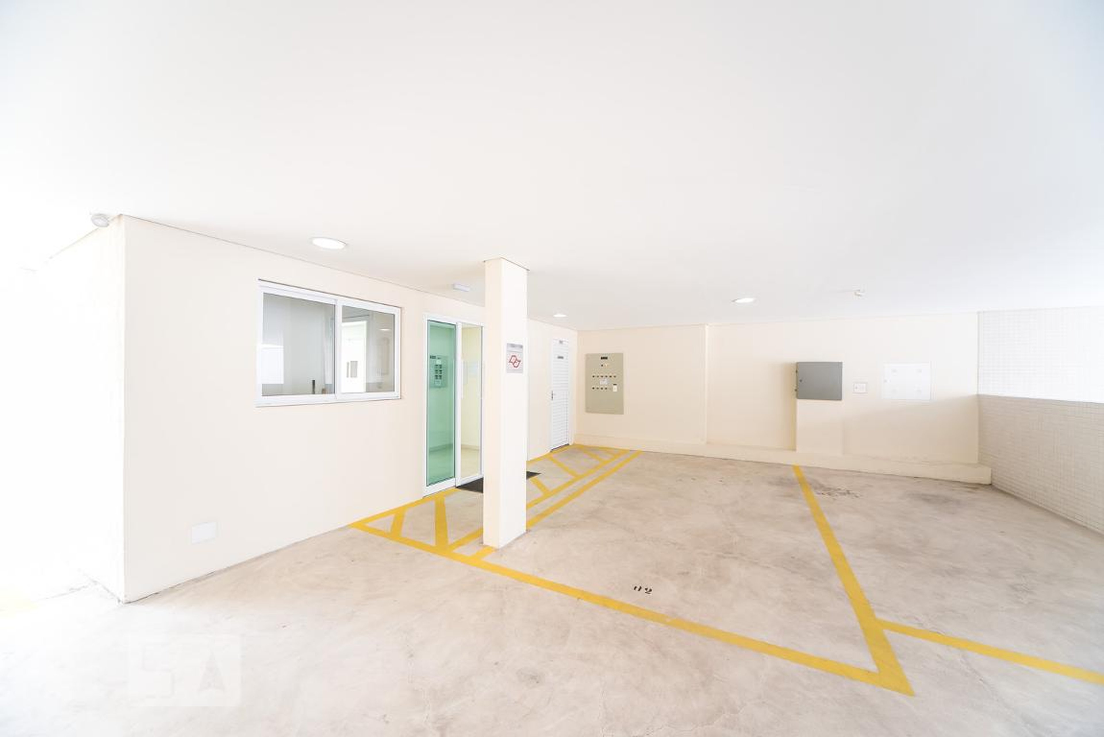 Entrada - Edificio Spot