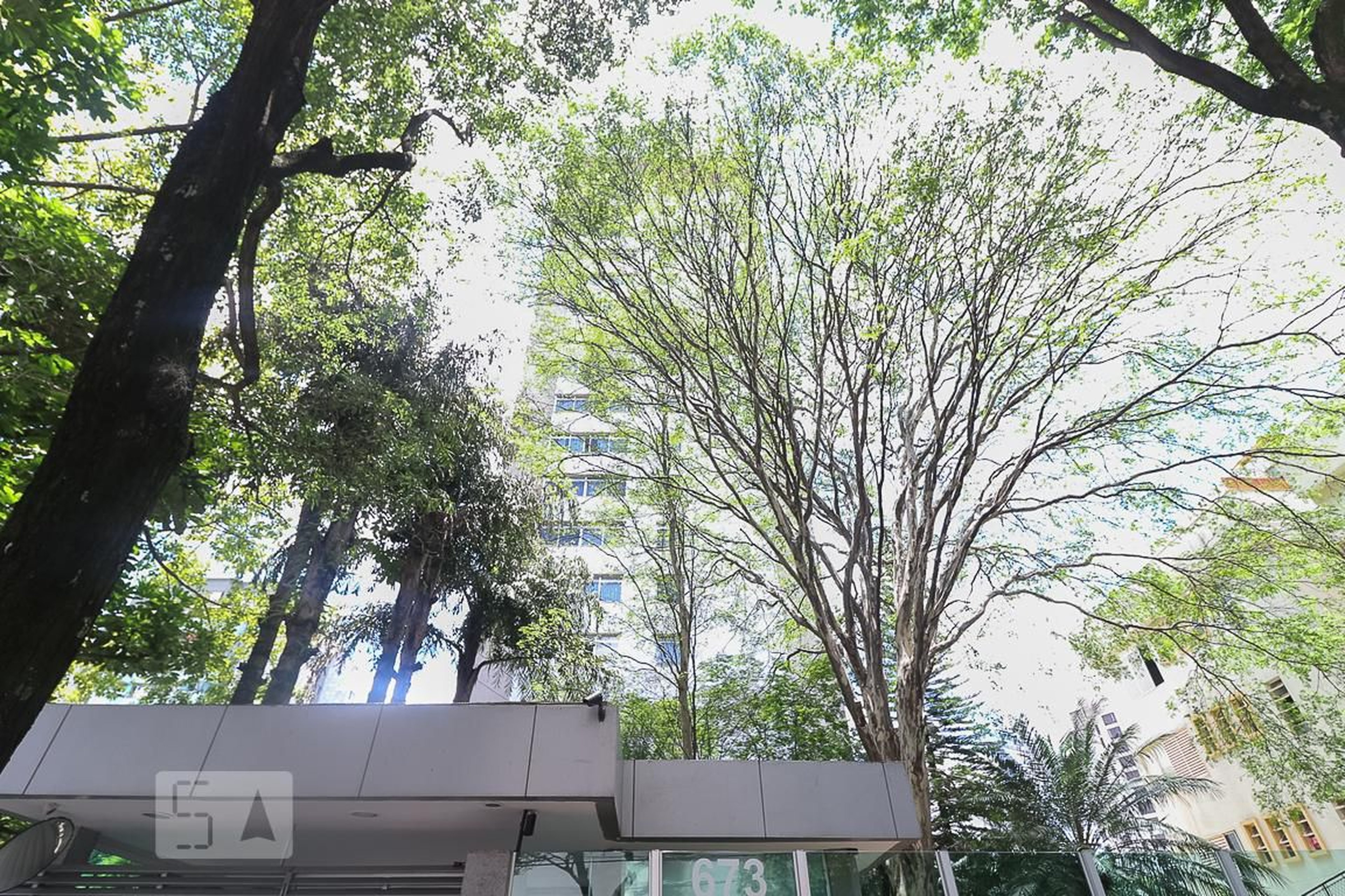 Fachada Condomínio em Rua Professor Estêvão Pinto, 673