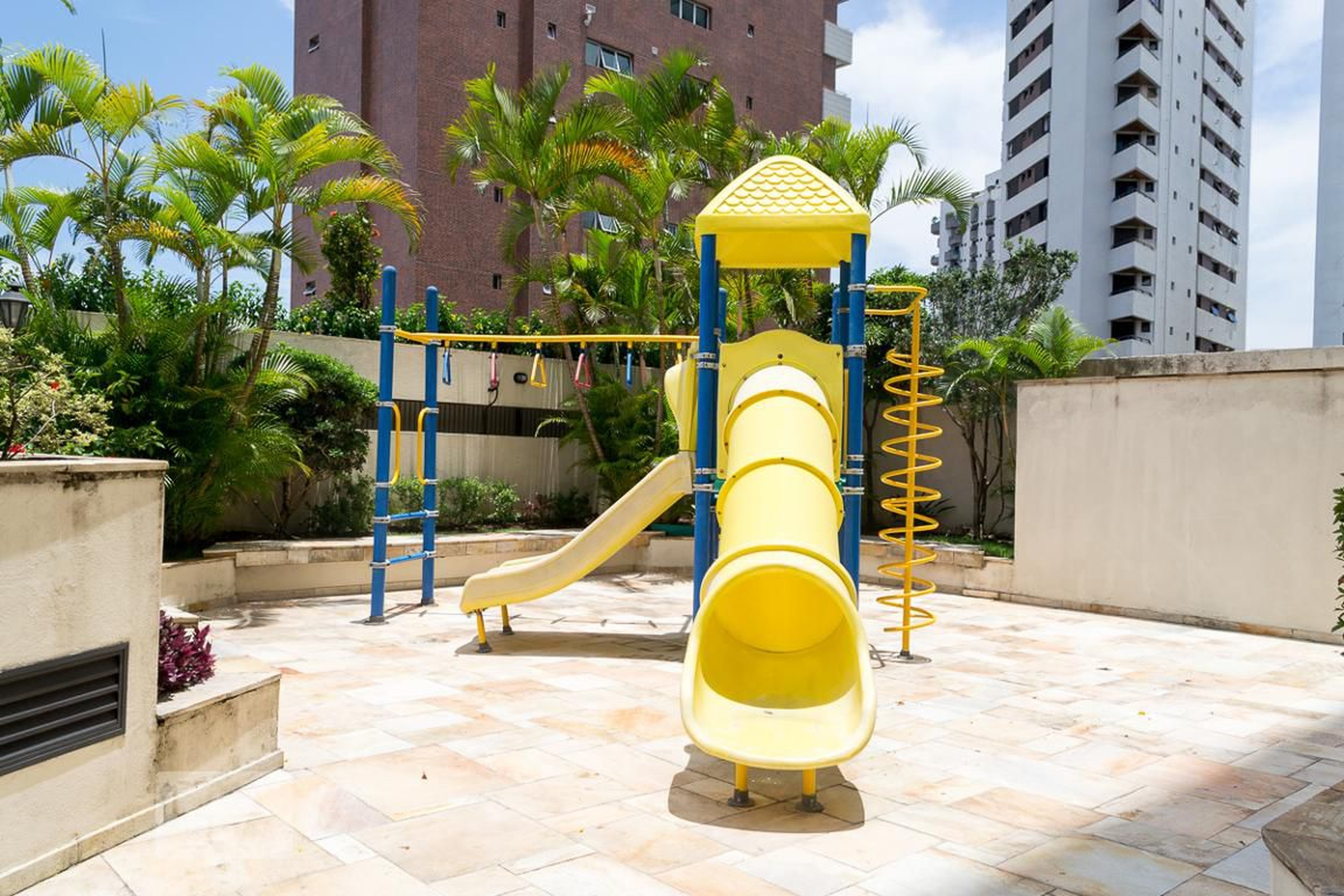 Playground - Edifício Georgette
