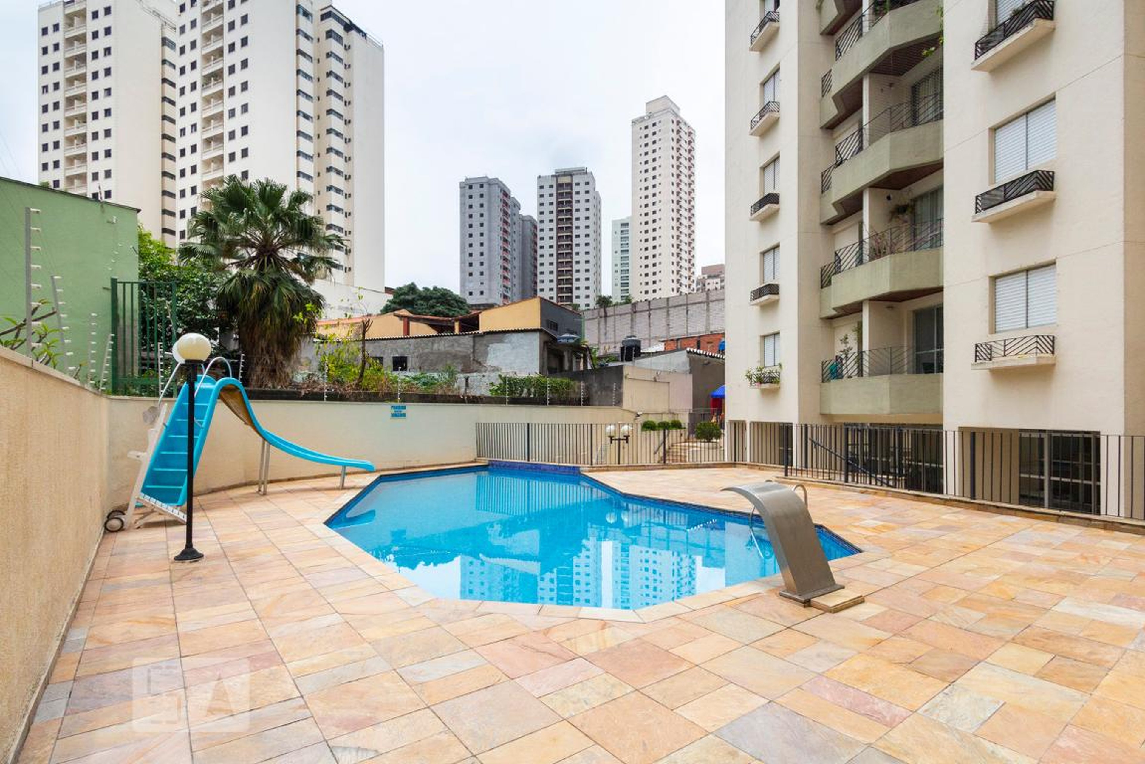Piscina Adulto - Edificio Artur Labes
