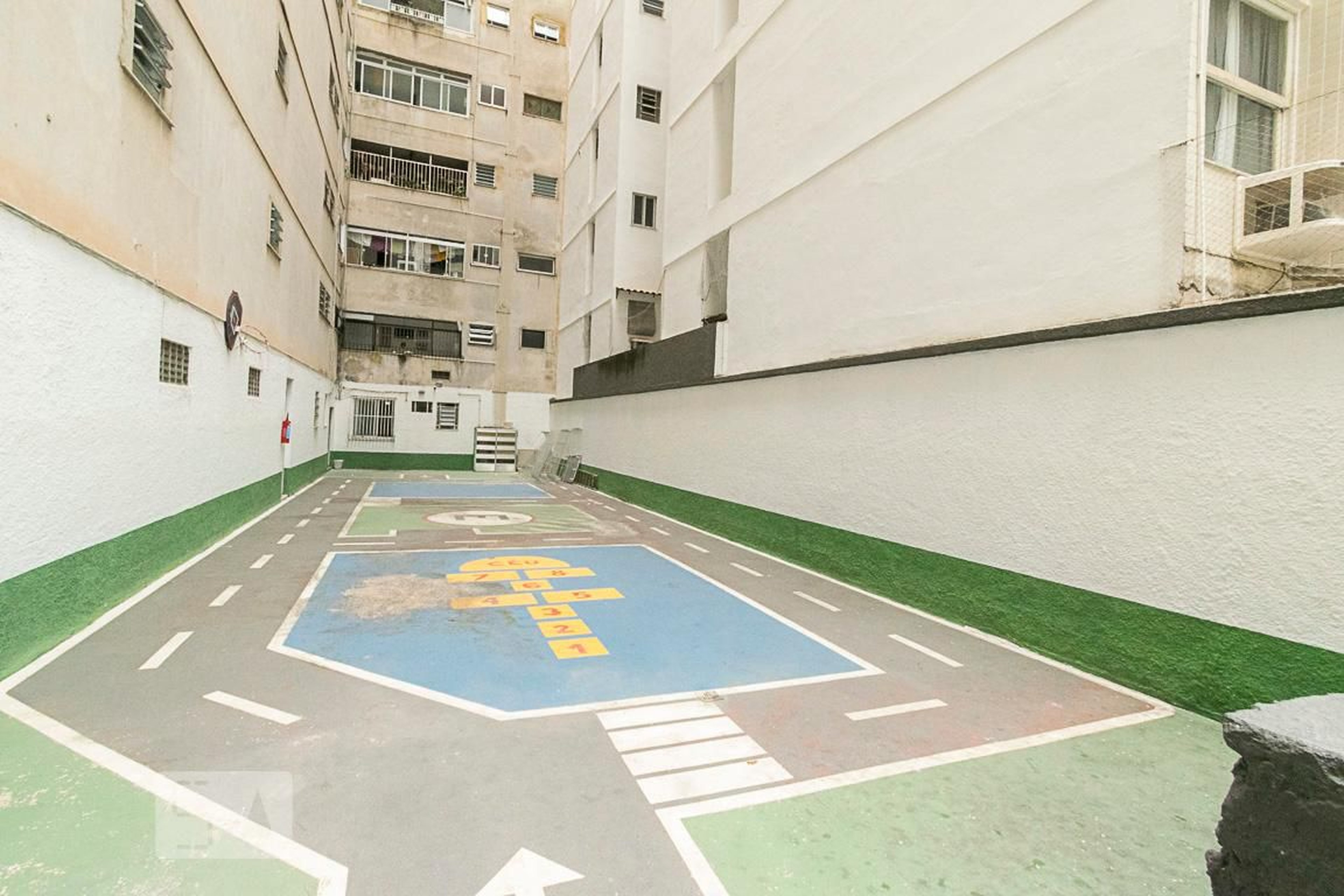 Playground - Edifício Nau Santa Isabel