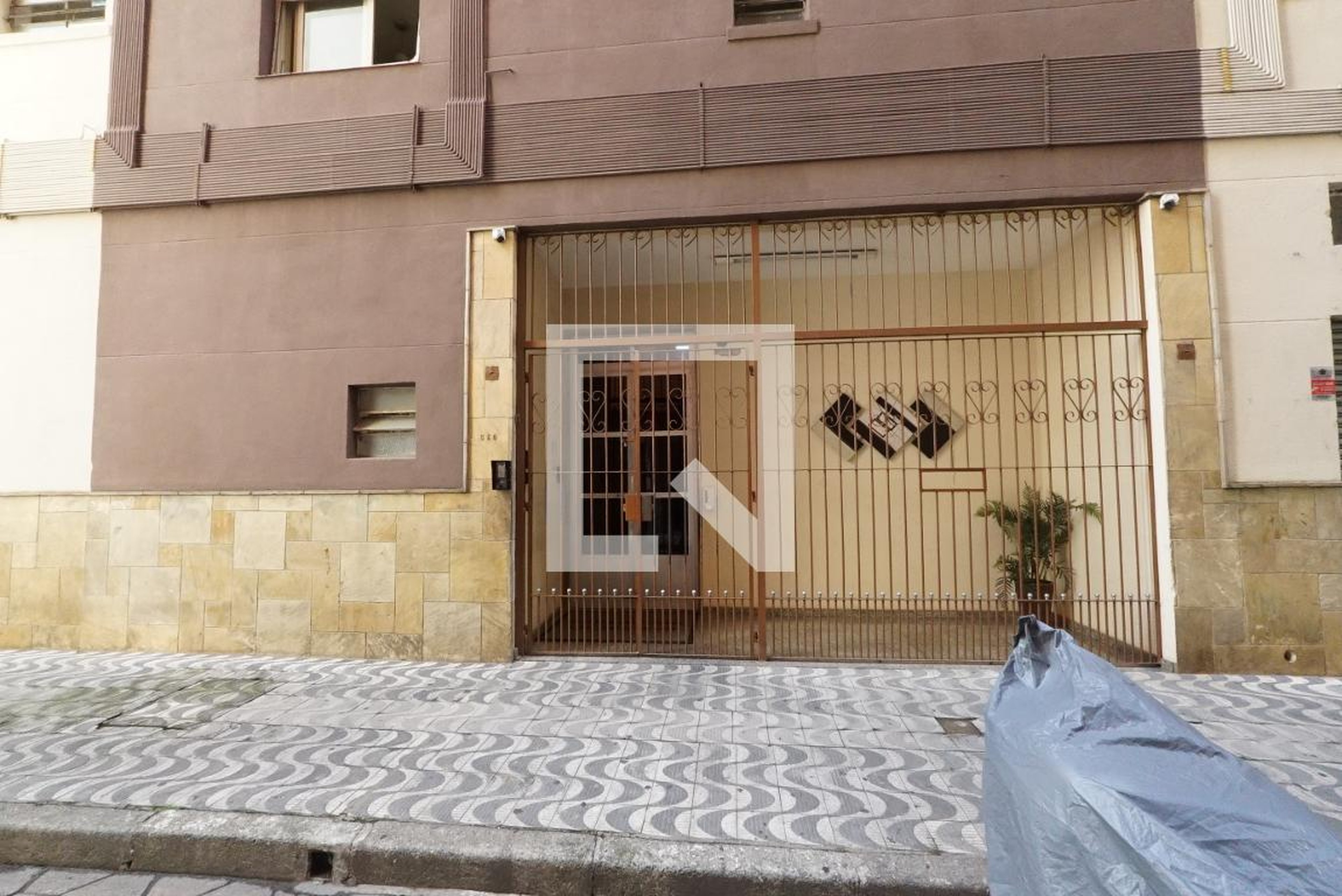 Fachada Condomínio Los Schiavos