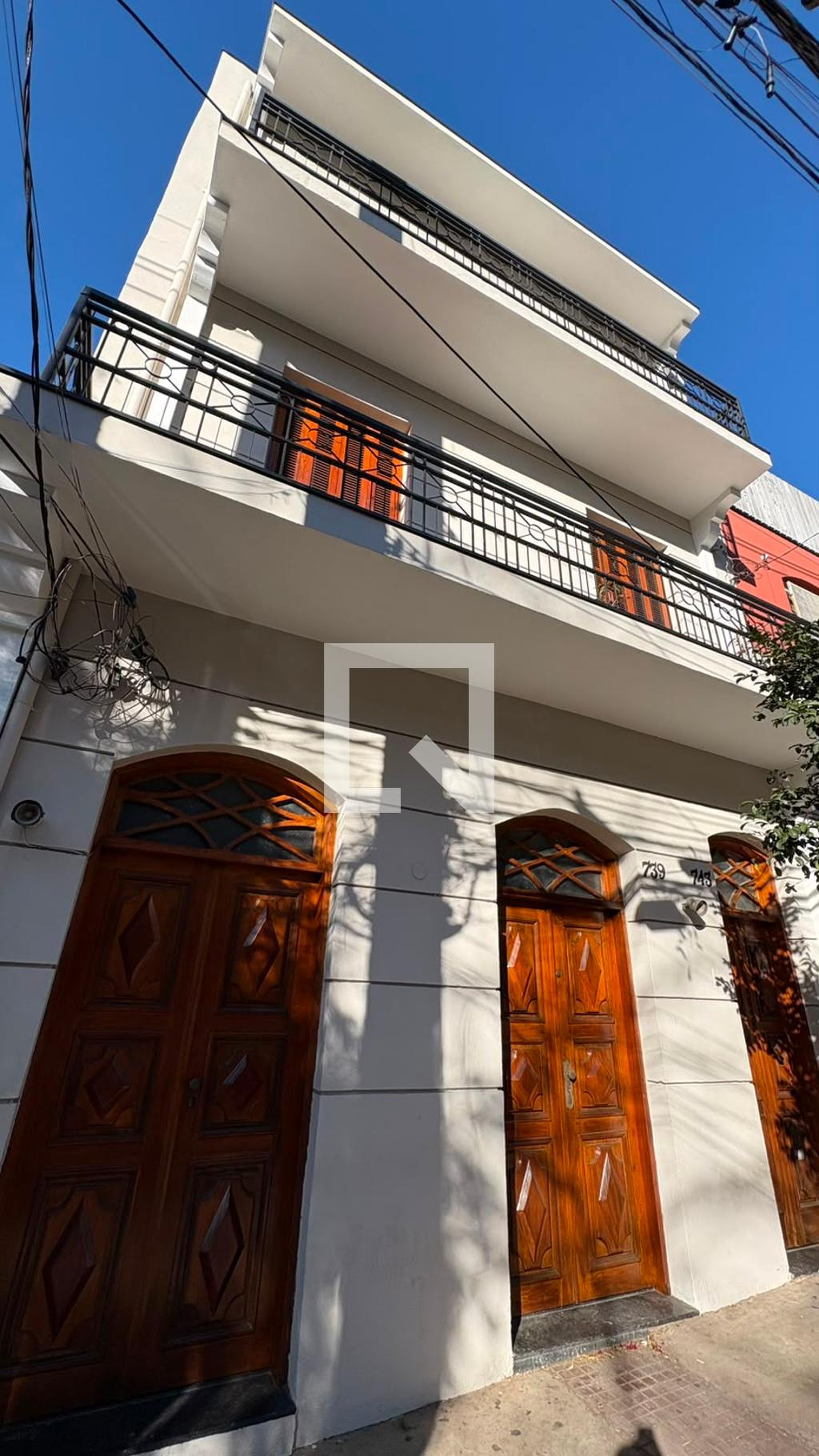 Fachada Condomínio em Rua Treze de Maio, 743