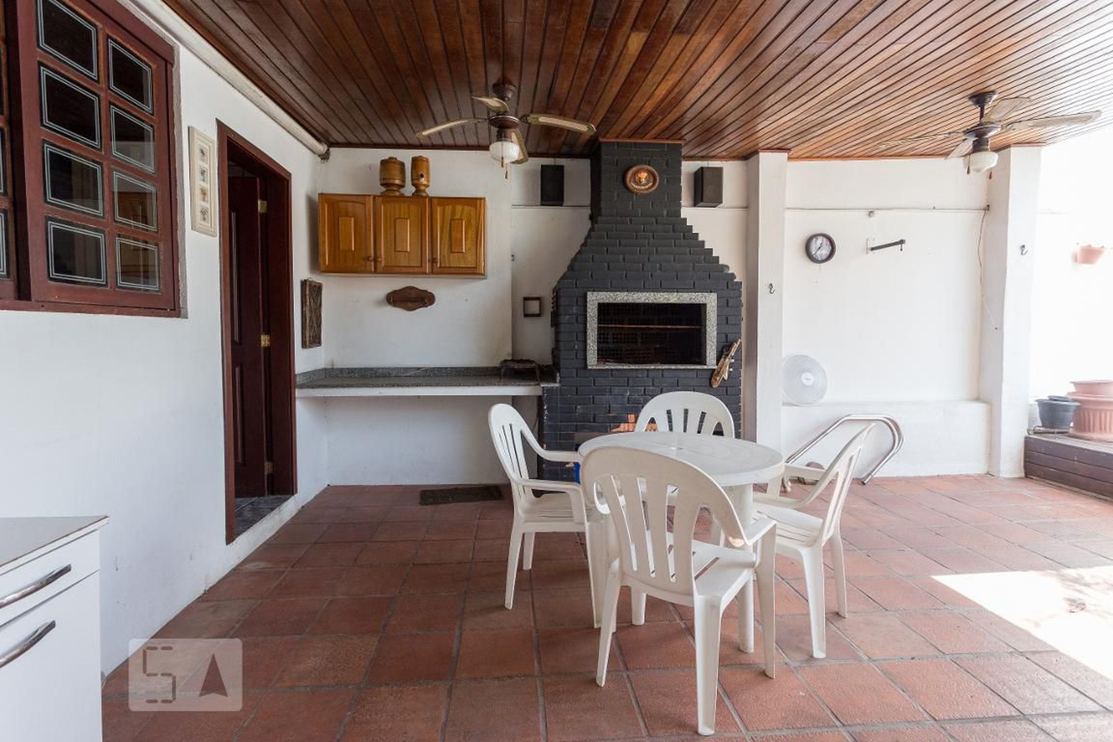 Churrasqueira - Edifício Angelina