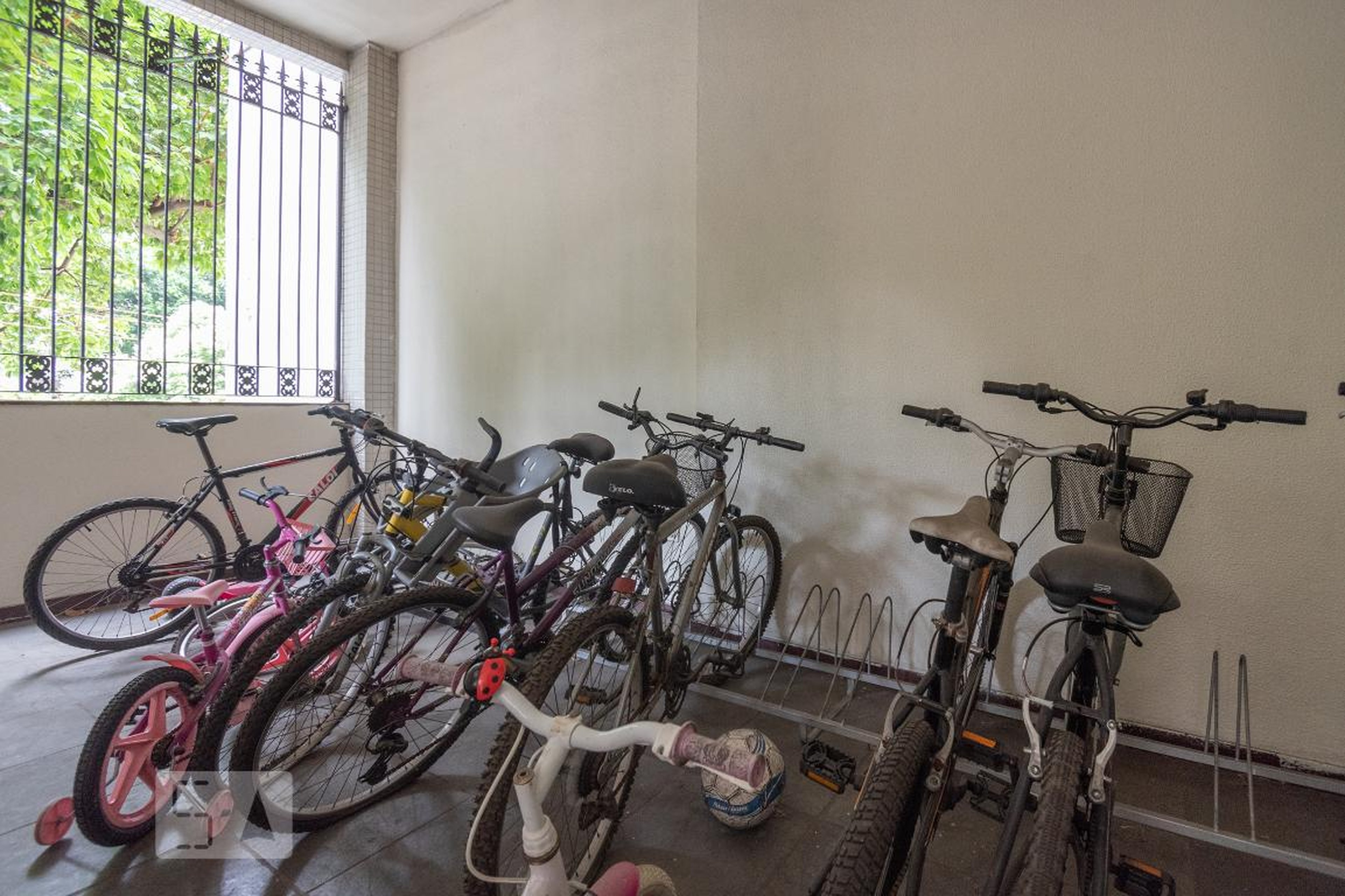 Bicicletário - First Class I