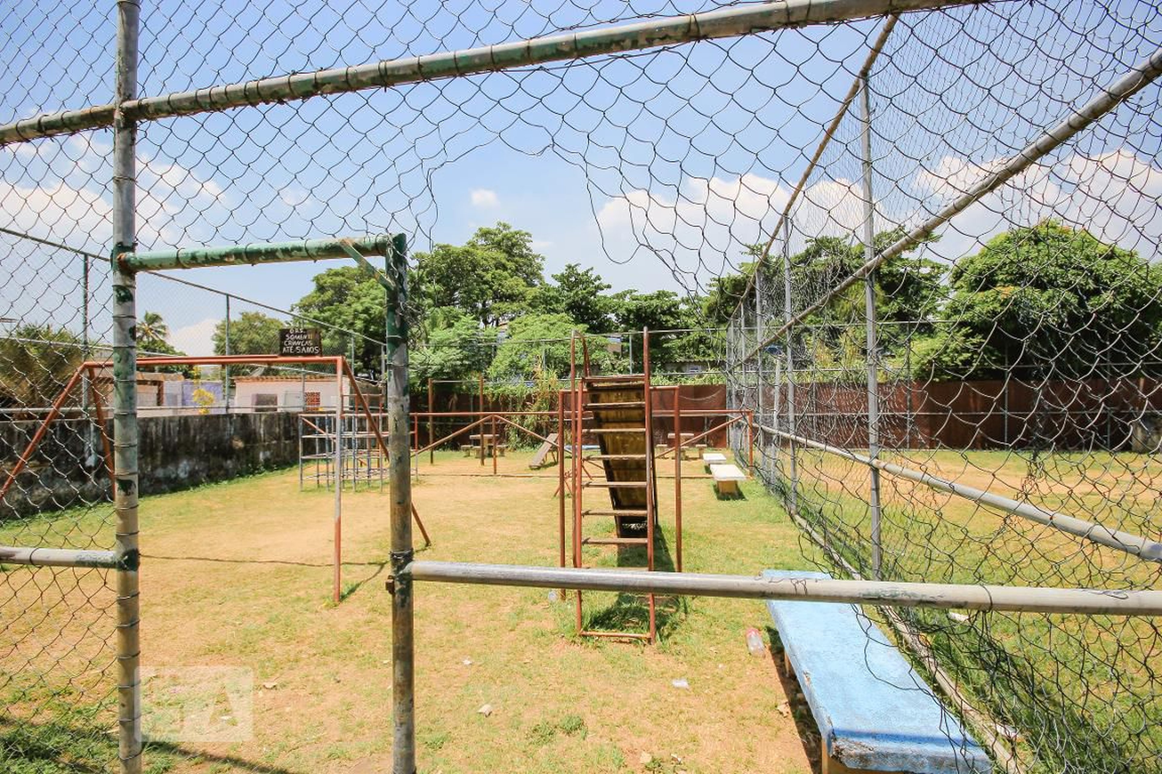 Parquinho - Raposo Tavares