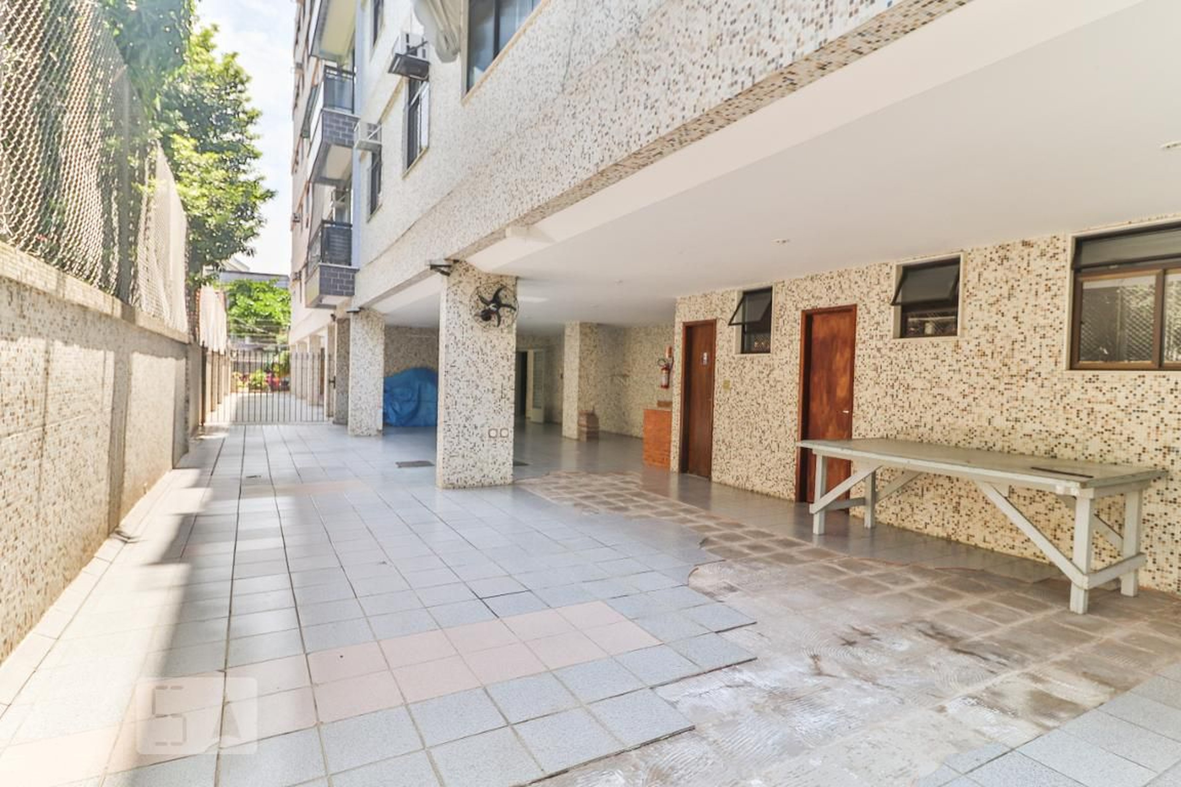 Salão de Festas - Carlos Figueiredo