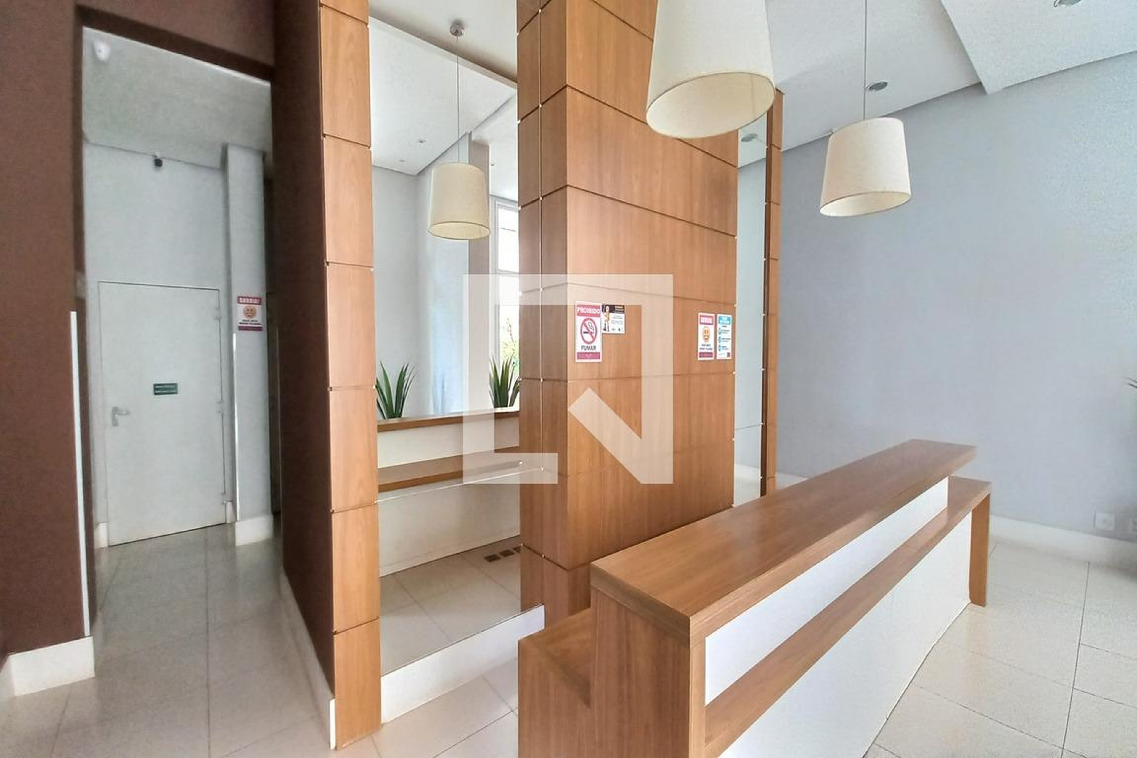 Hall de Entrada - DOT Home