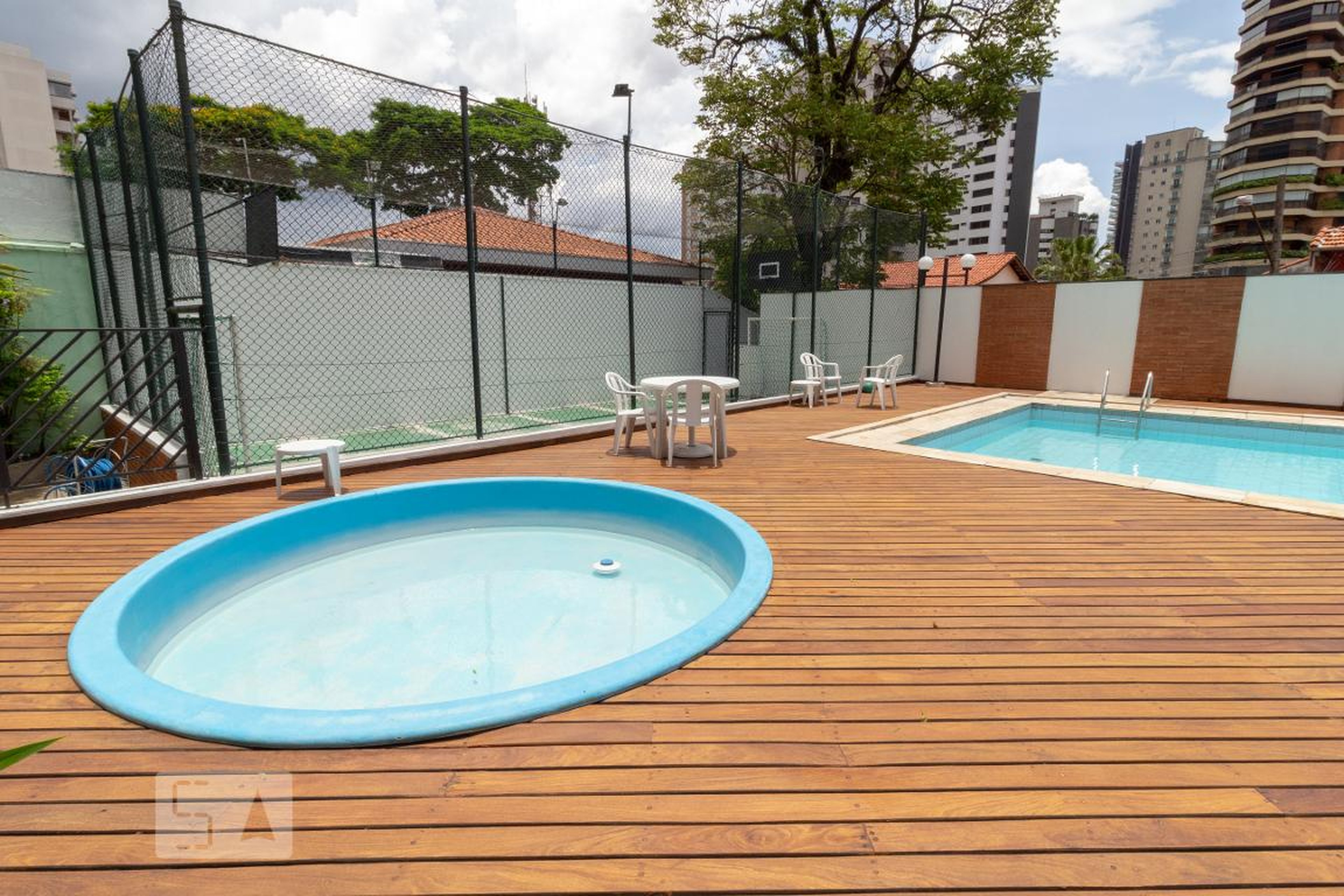 Piscina - Forest Park