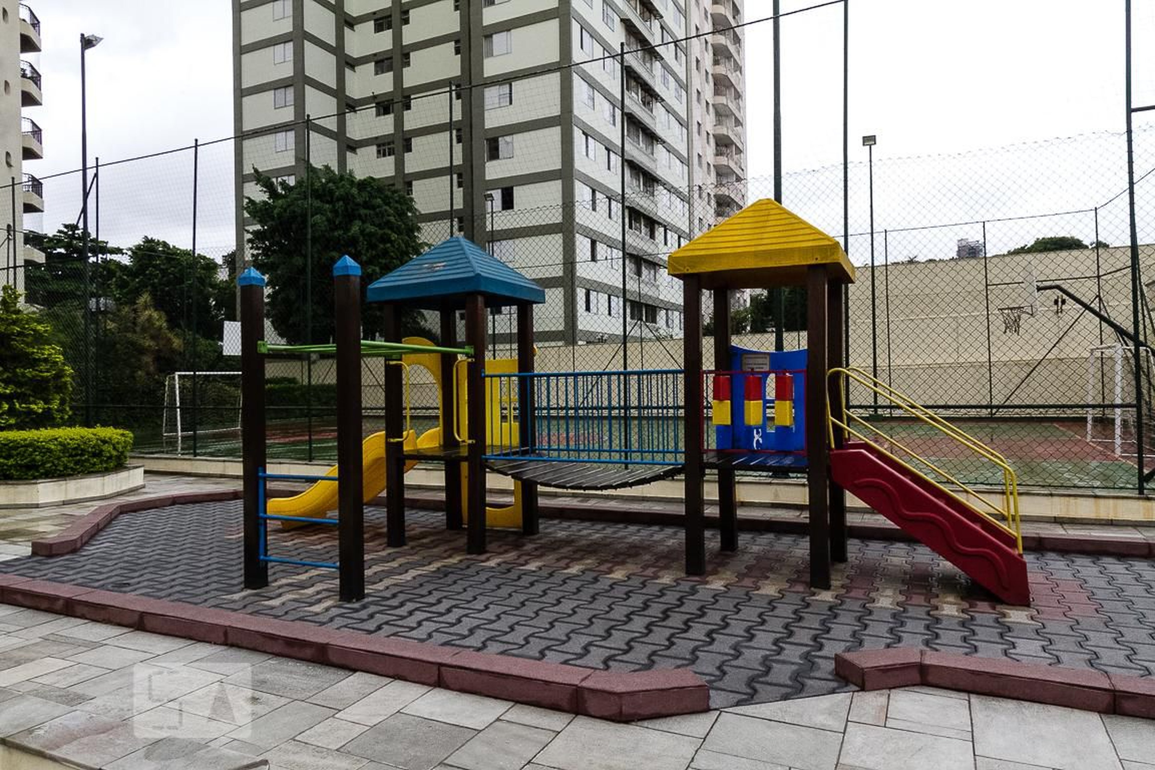 playground - Gênova e Barcelona
