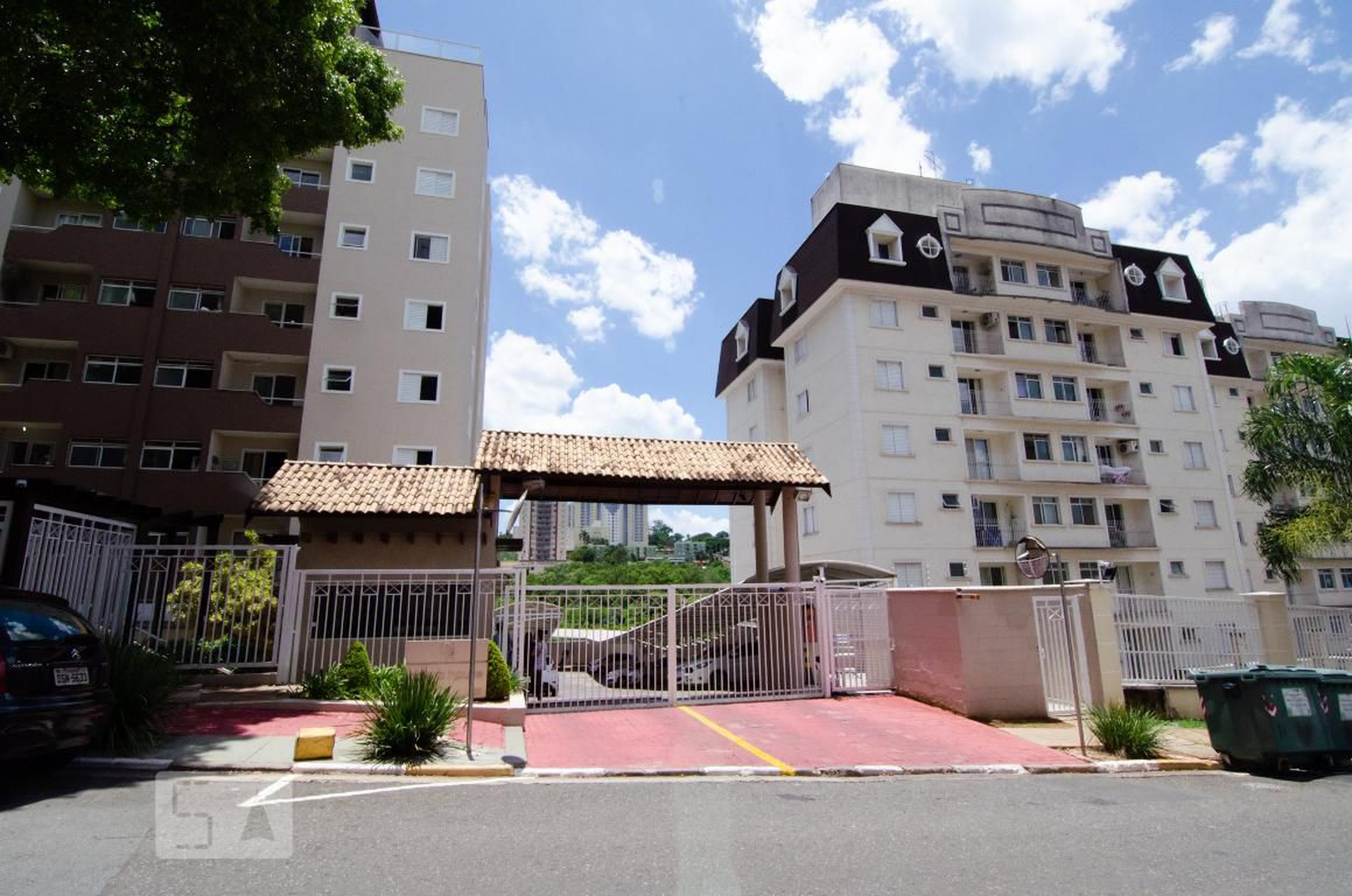 Fachada do condomínio Condomínio Opera House