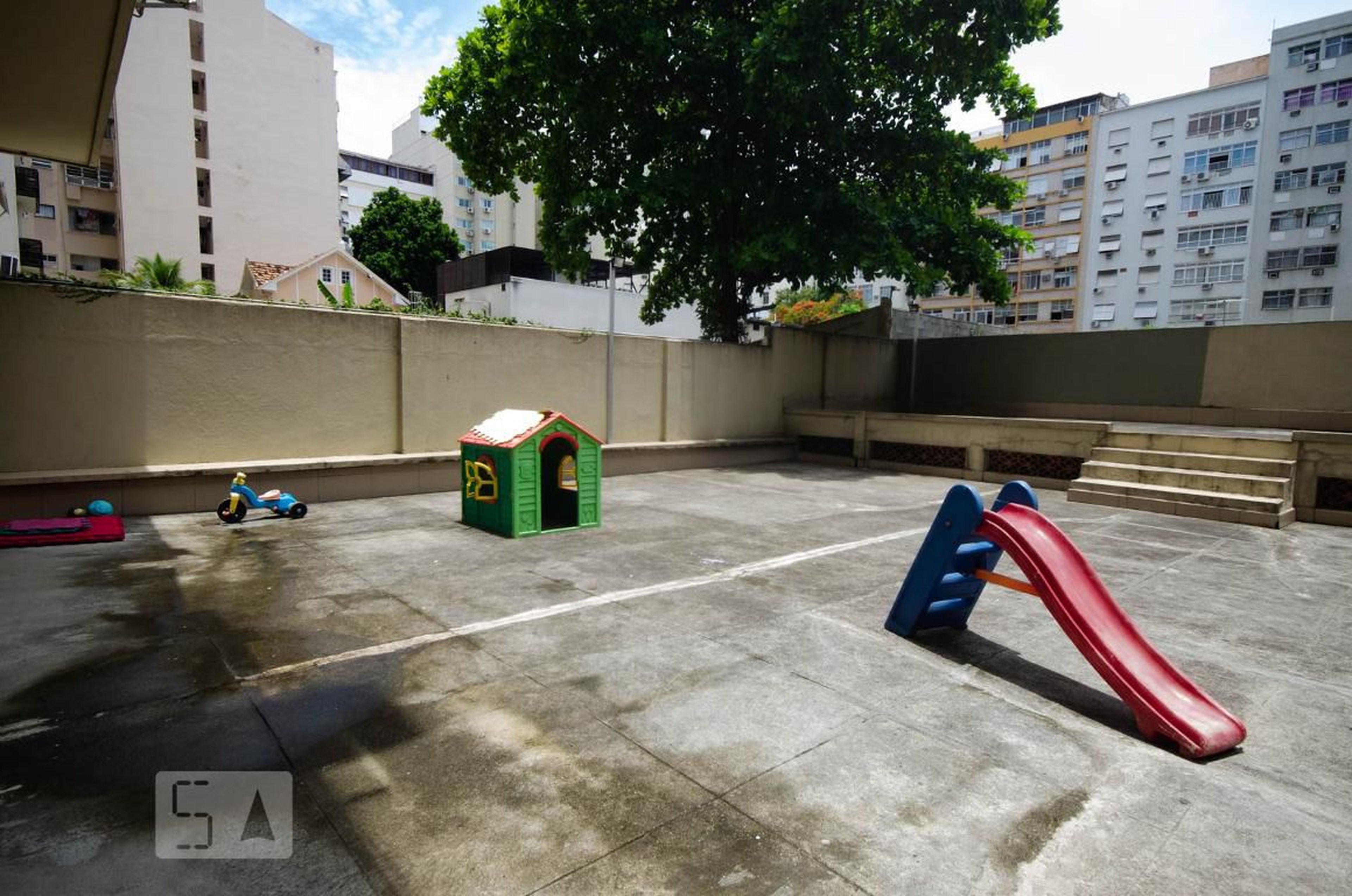 Playground - Edifício Helena