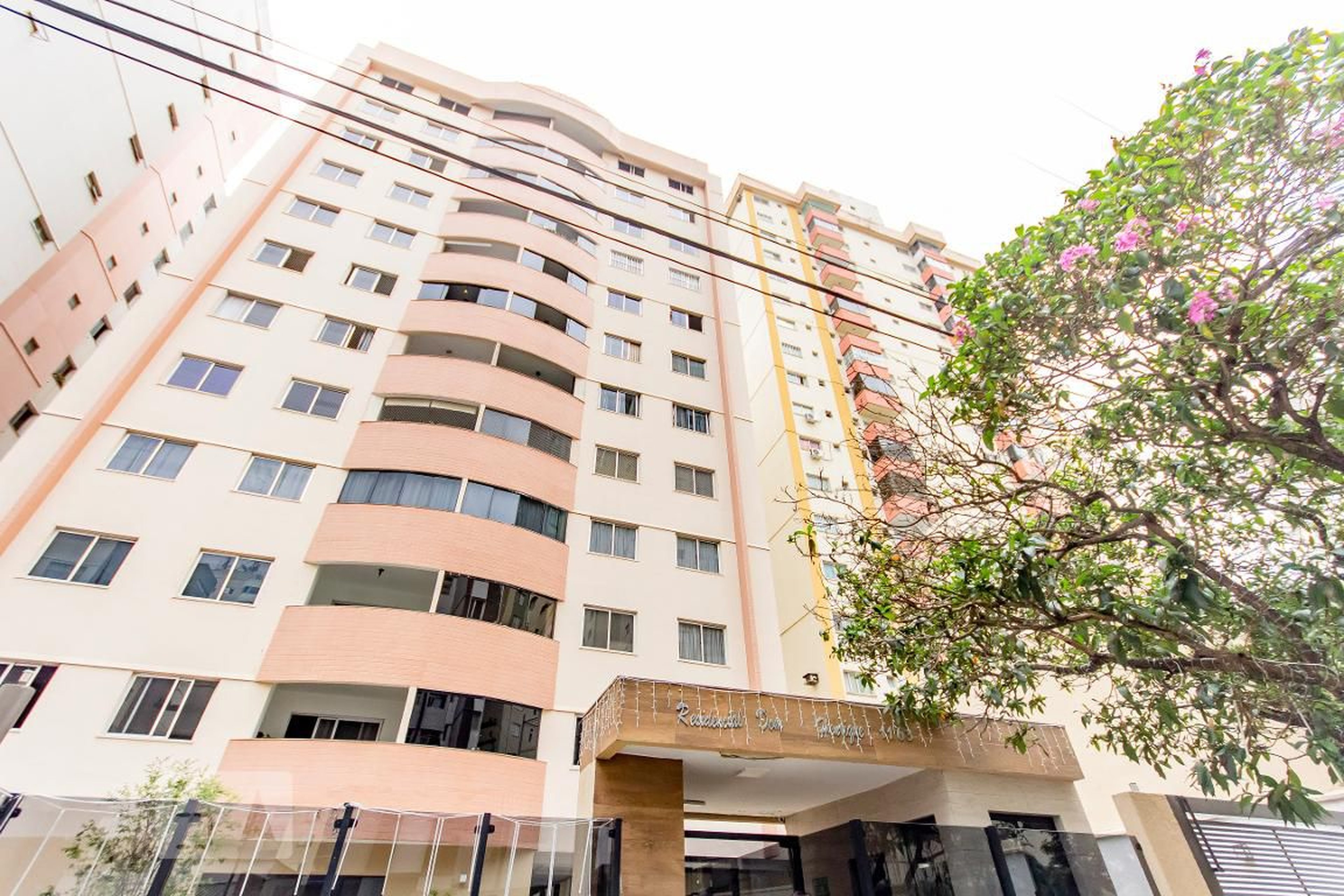 Fachada Residencial Dom Henrique