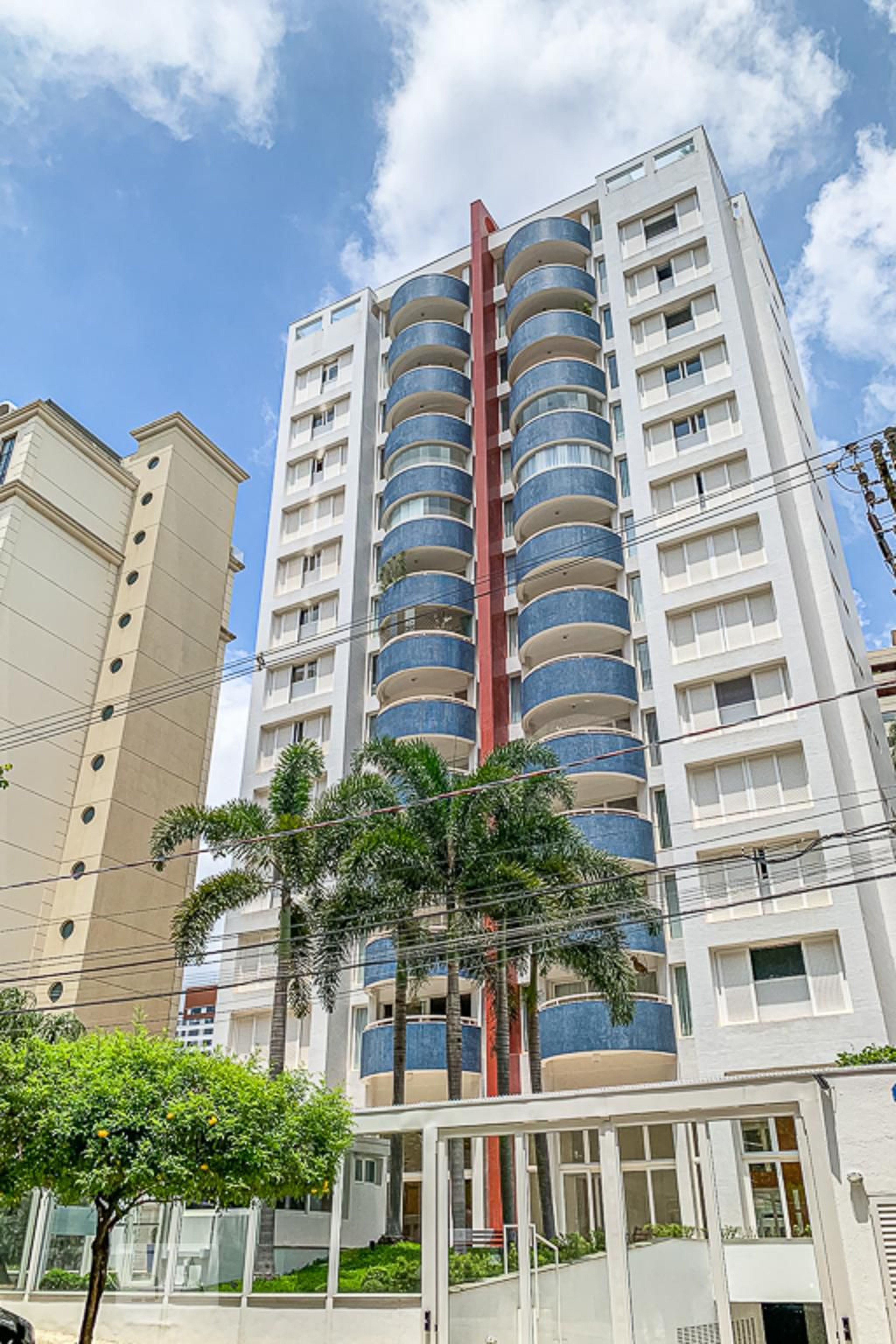 Fachada Condomínio Lago di Lugano