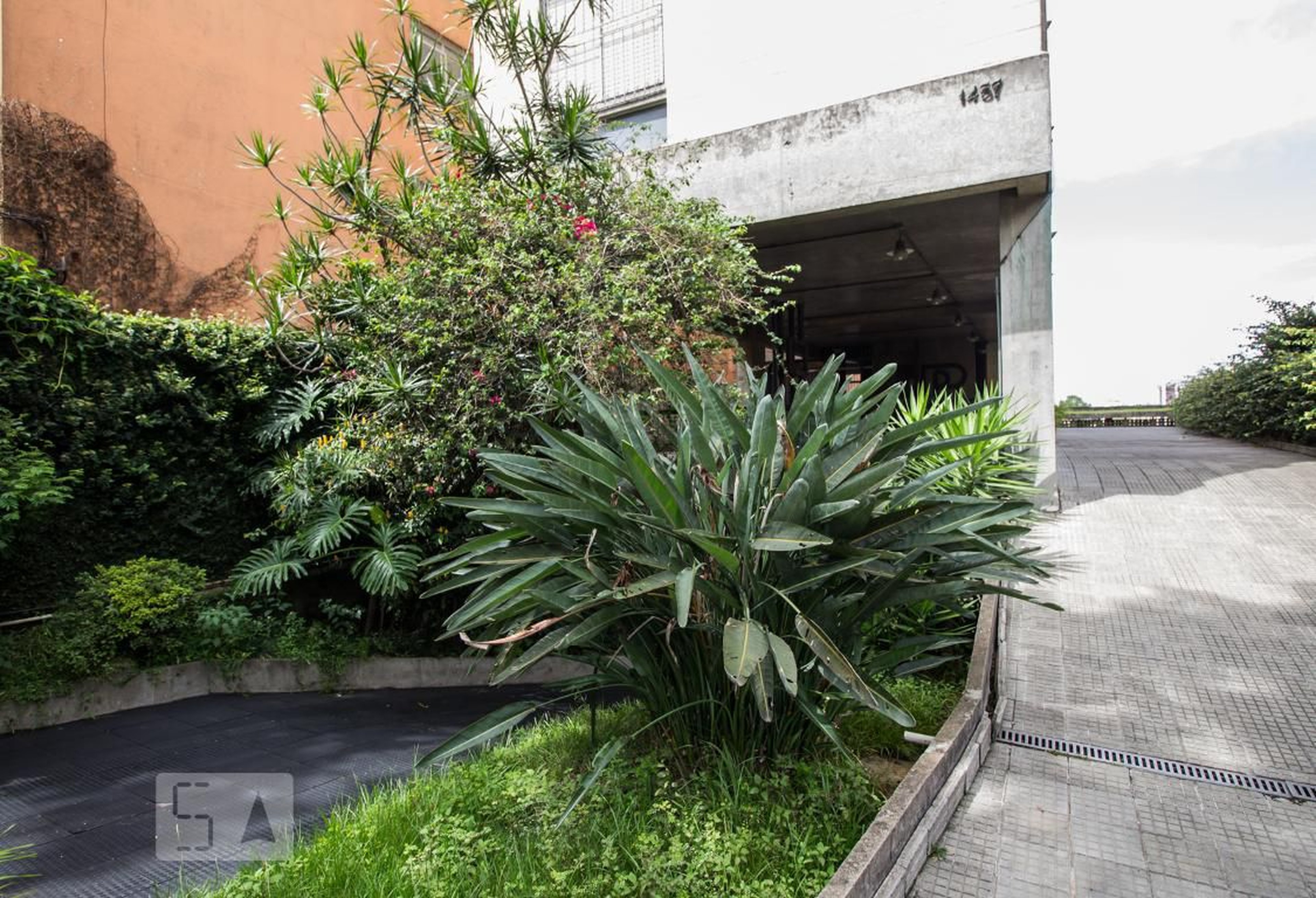 Área externa - Pedras Mil