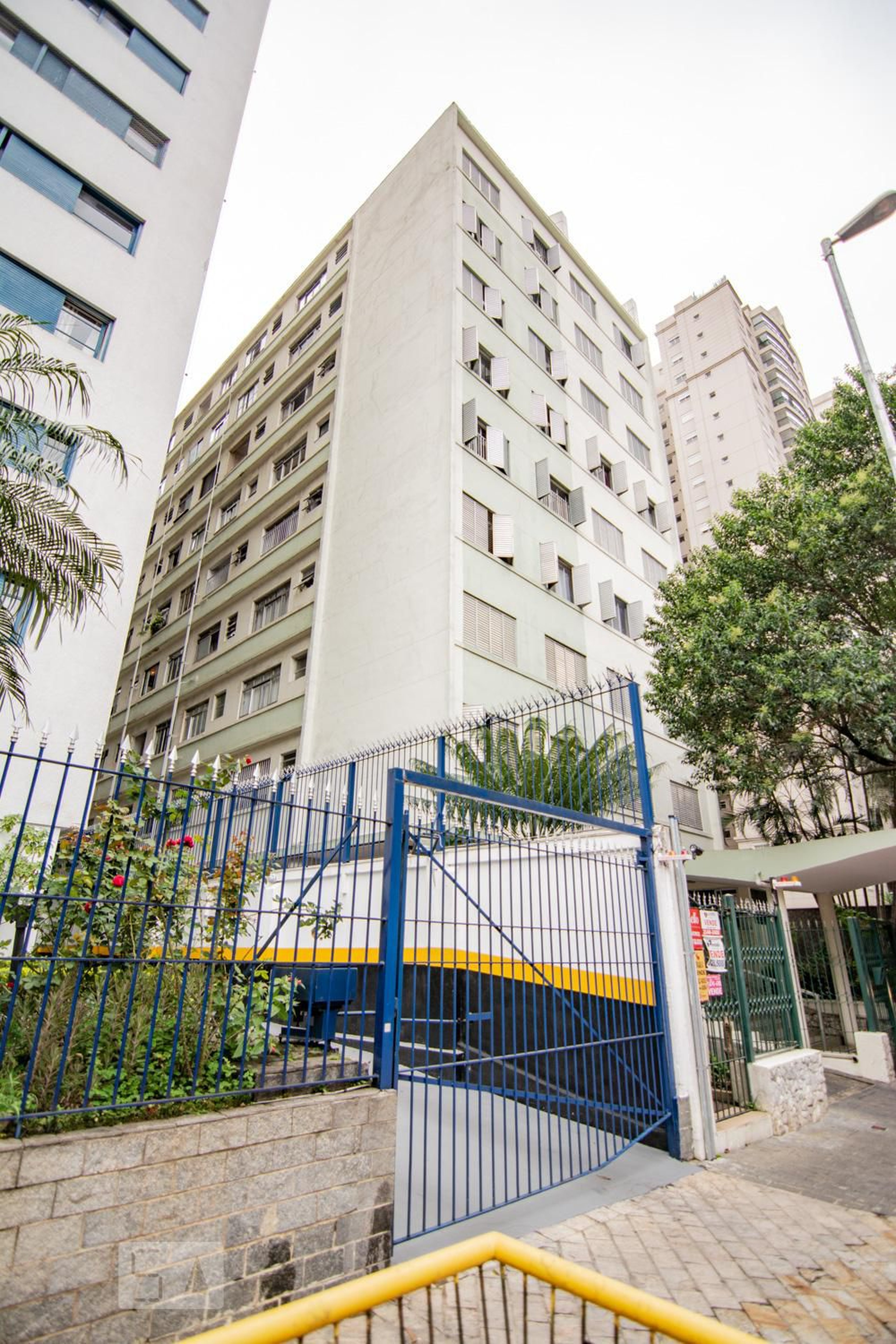 prédio Condomínio Rosa Conceição