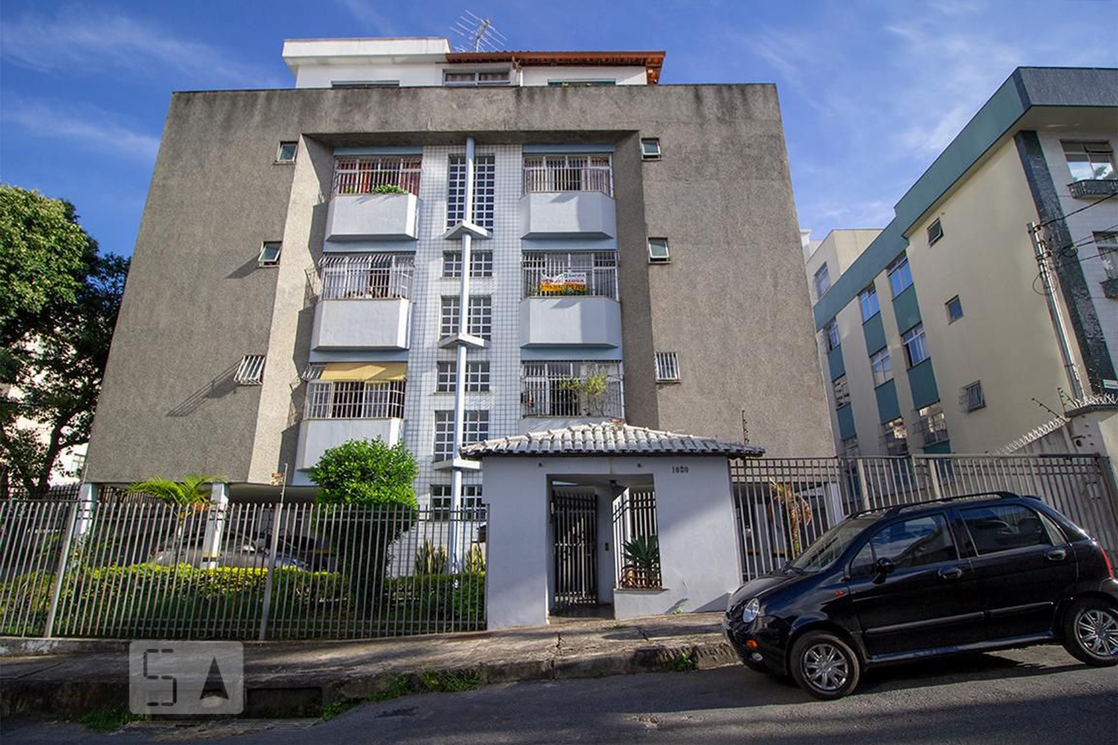 Fachada Condomínio em Rua Lorena, 1020