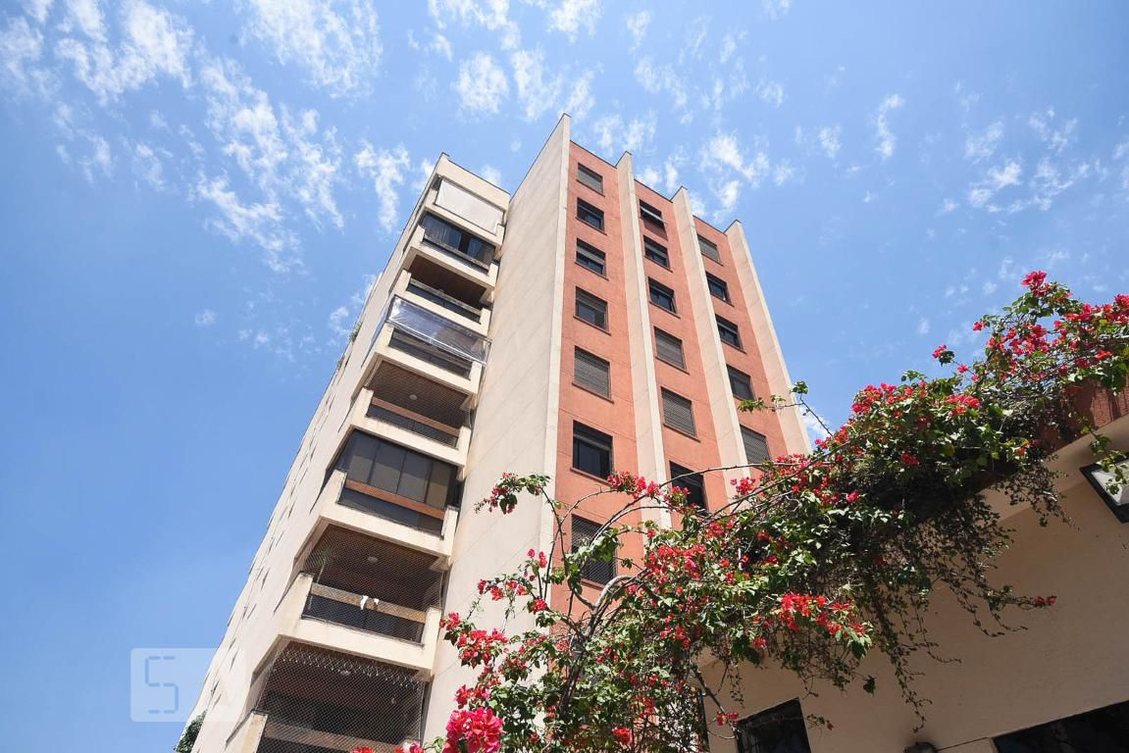 Fachada Condomínio Algarve