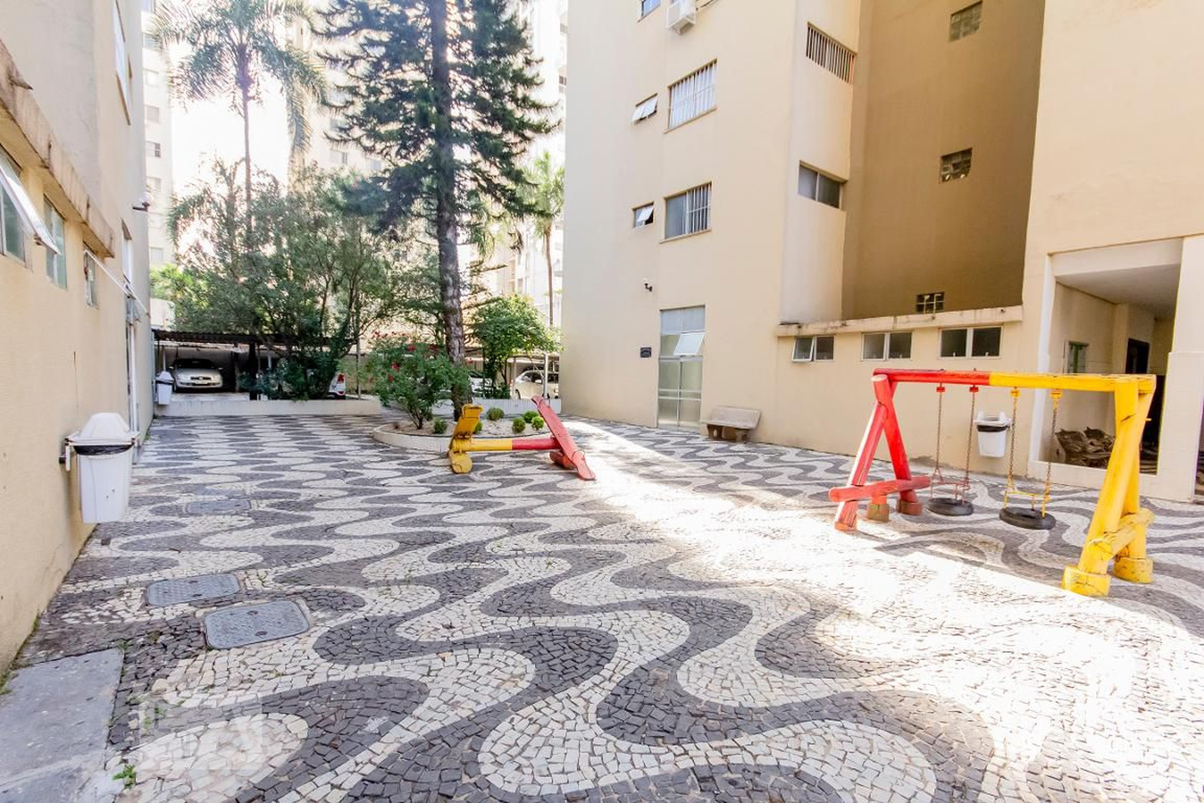 Playground - Residencial Place de L' Etoile