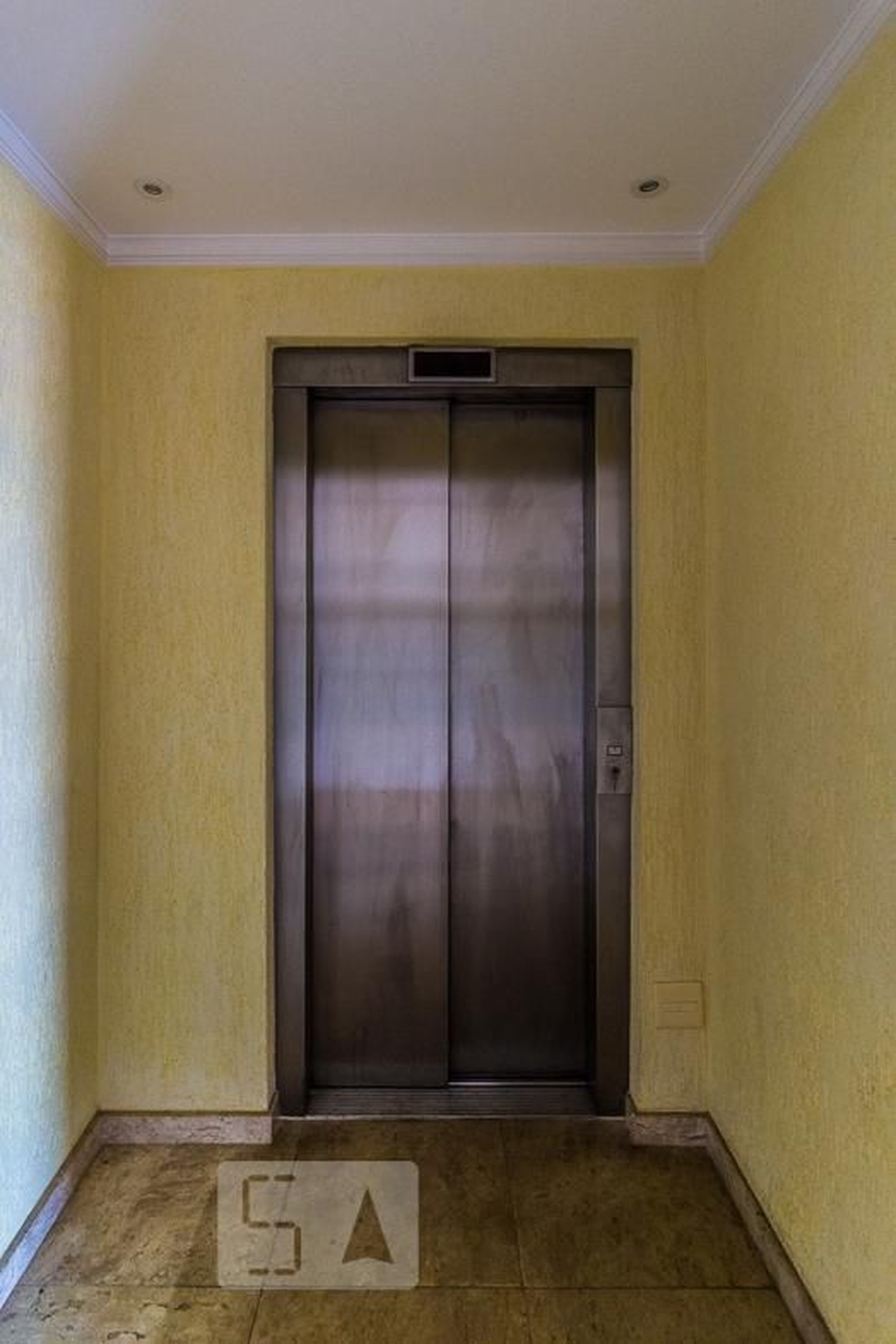 Elevador - Os Luzíadas