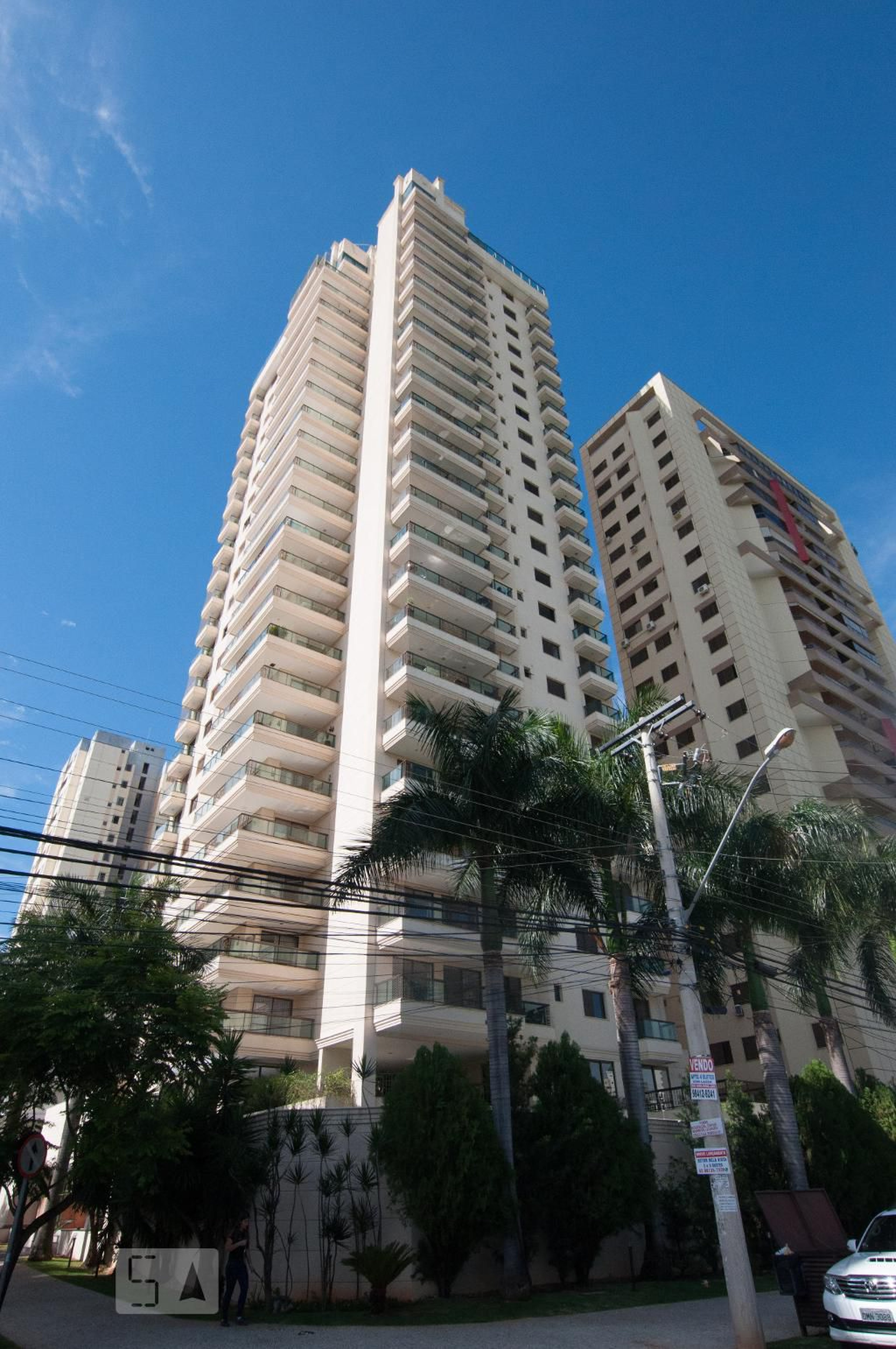 Fachada Condomínio em Rua S, 50