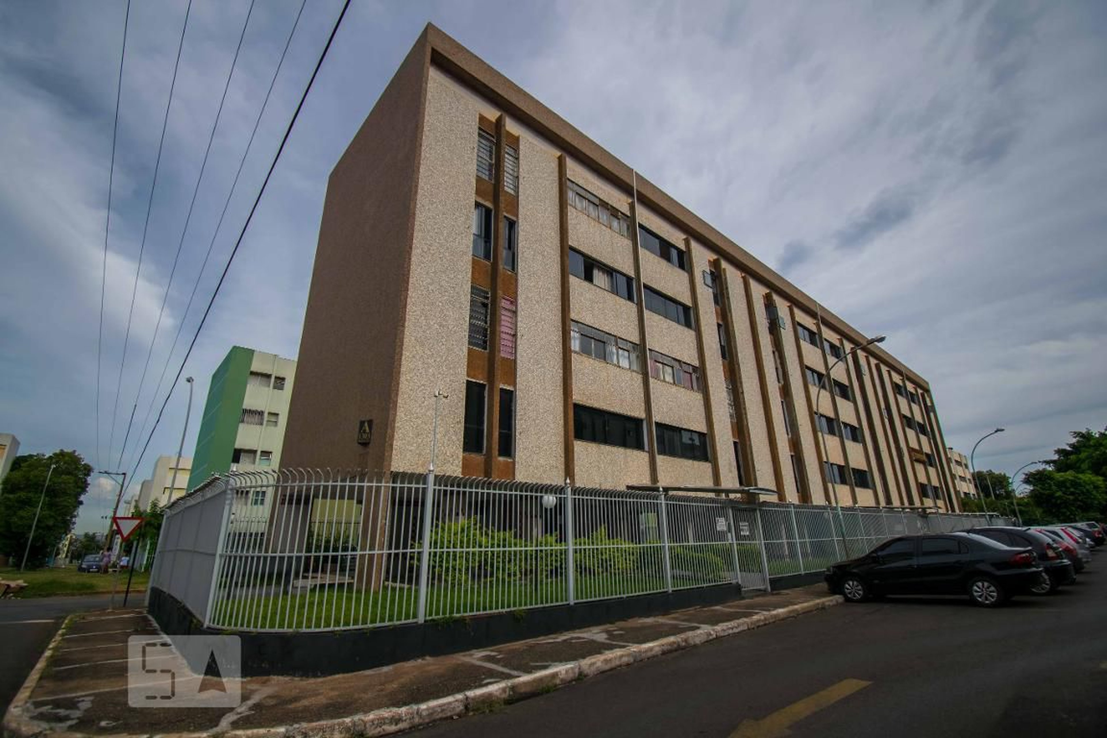 Fachada Condomínio SHCES 1303