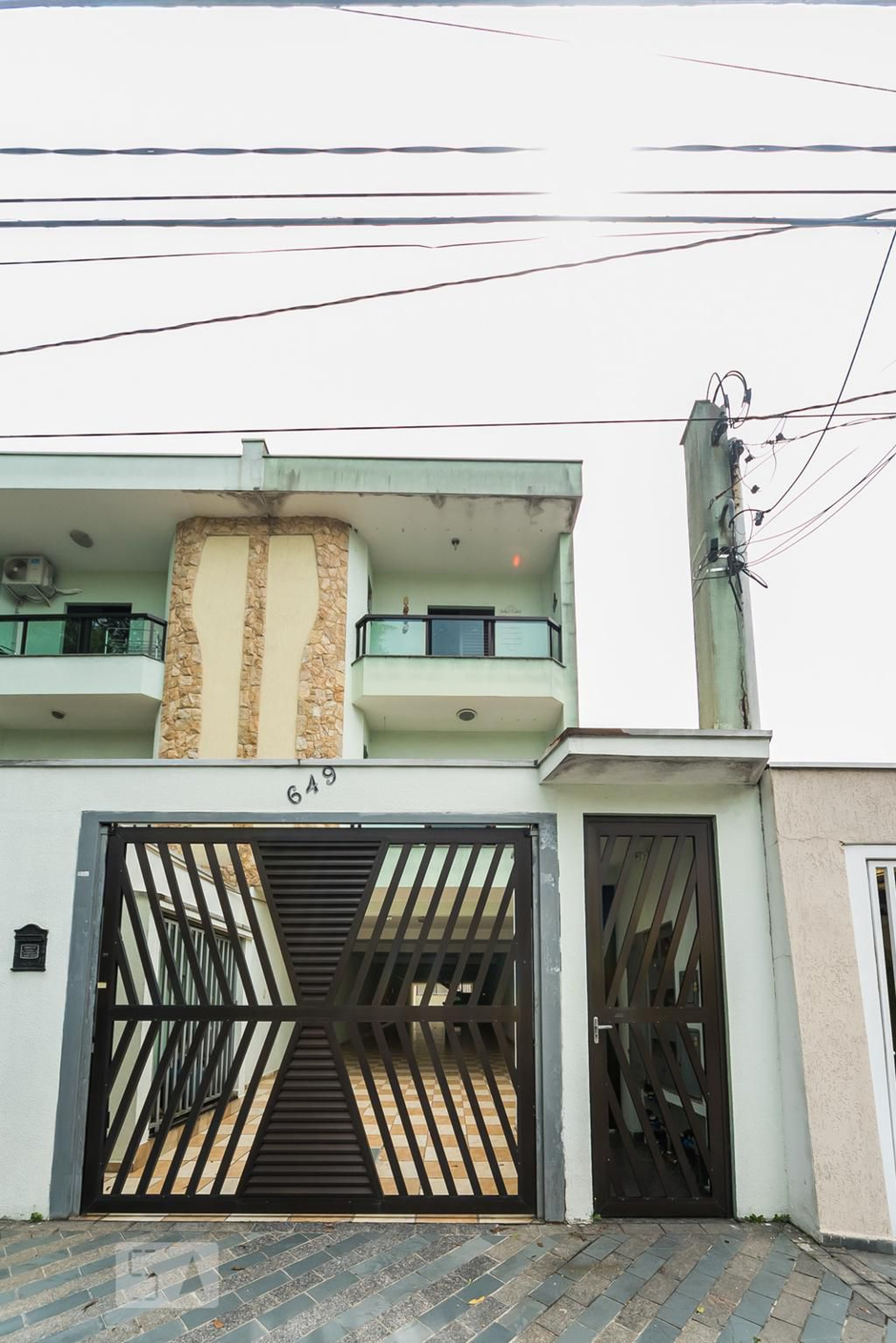 Fachada Condomínio em Rua Cisplatina, 649