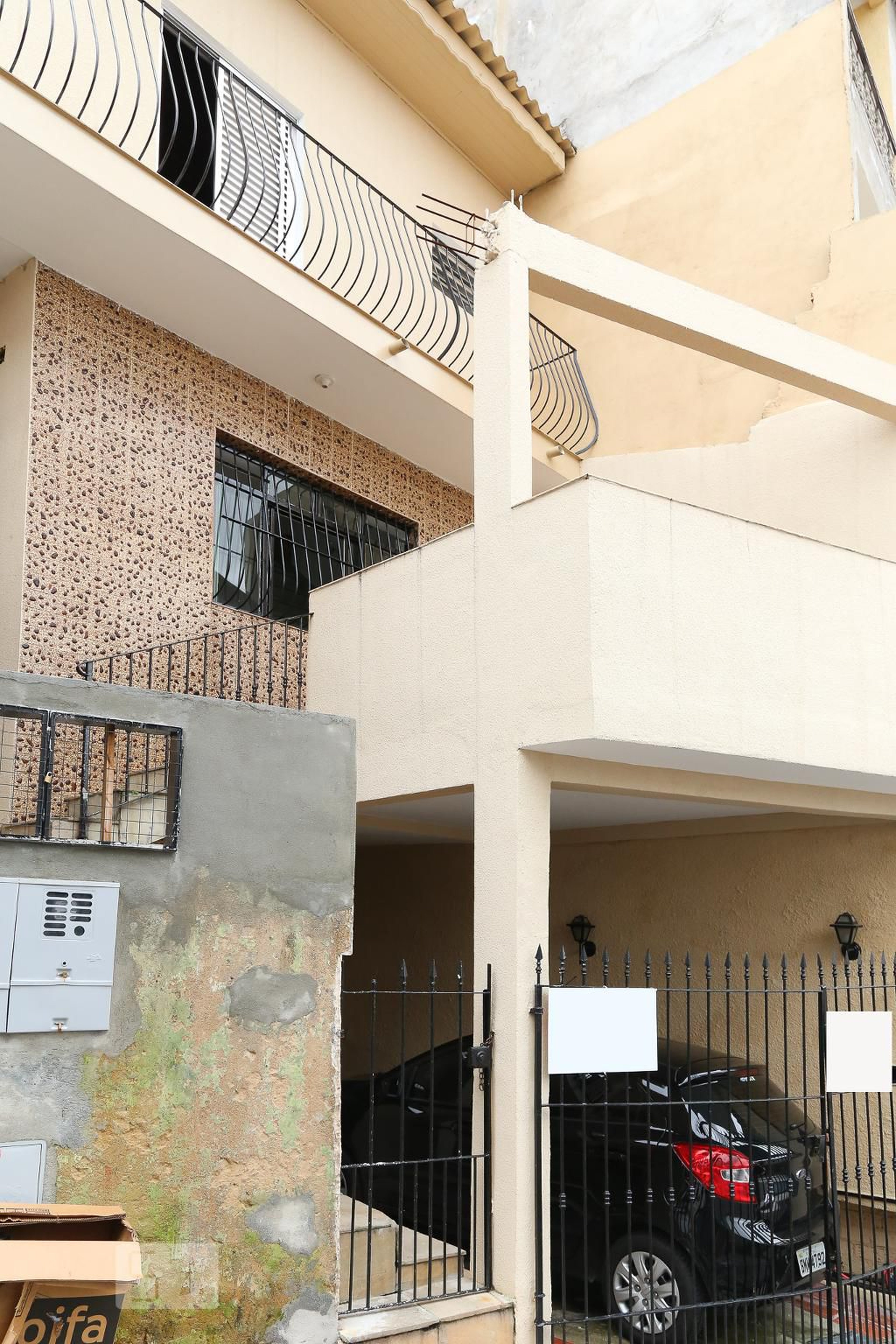 Fachada Condomínio em Travessa Urbano do Carmo Curado, 55