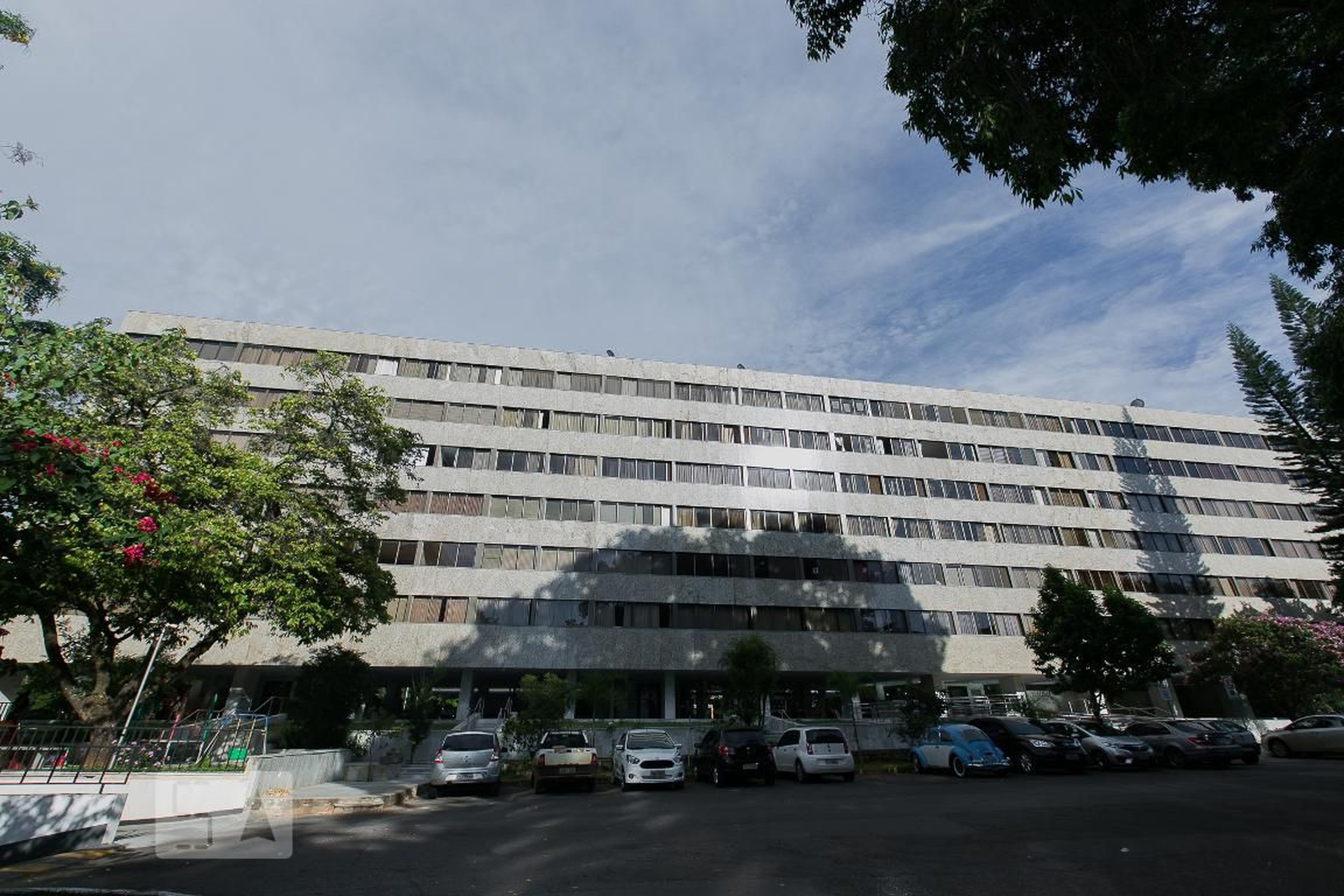 Fachada Condomínio em Sqs, 102