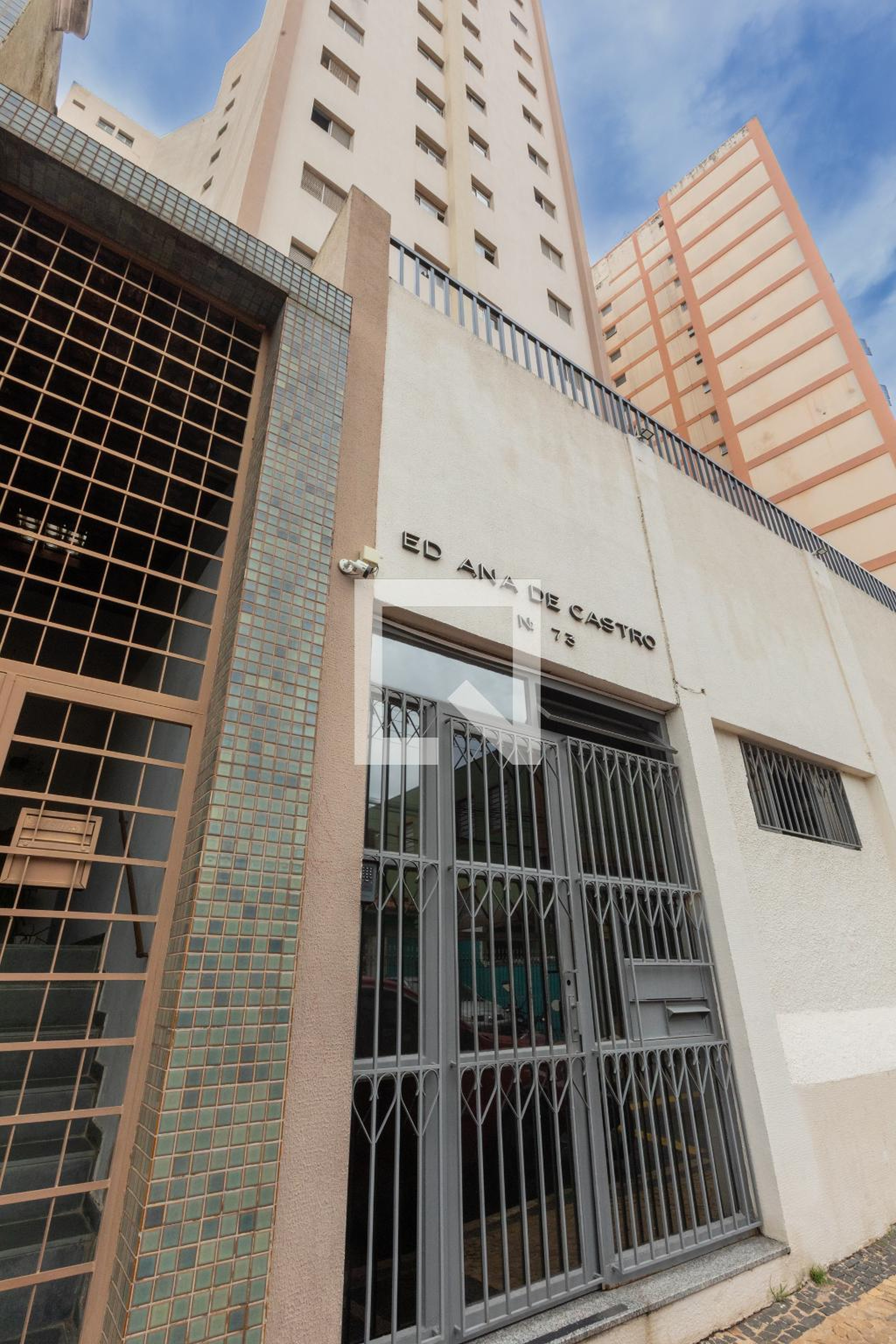 Fachada do Prédio Condomínio Ana de Castro