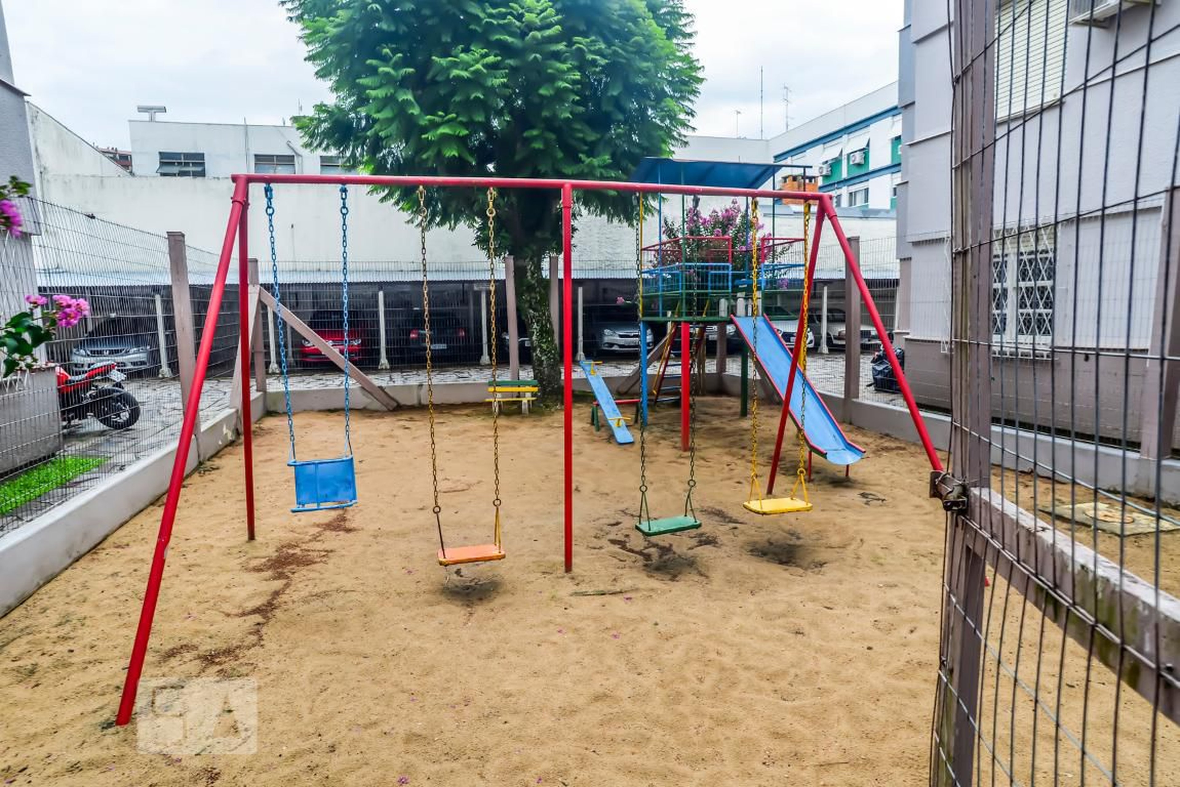 Playground - Rosicler