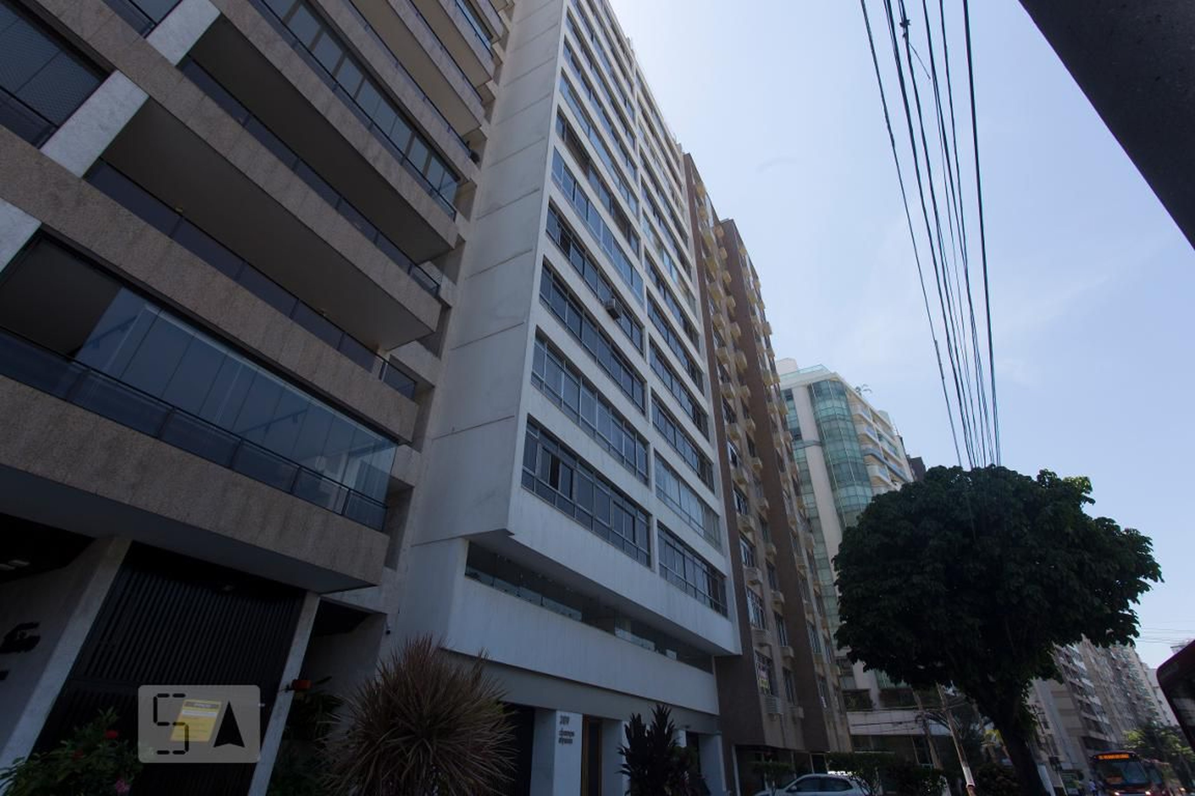 fachada Condomínio Chámps Elises