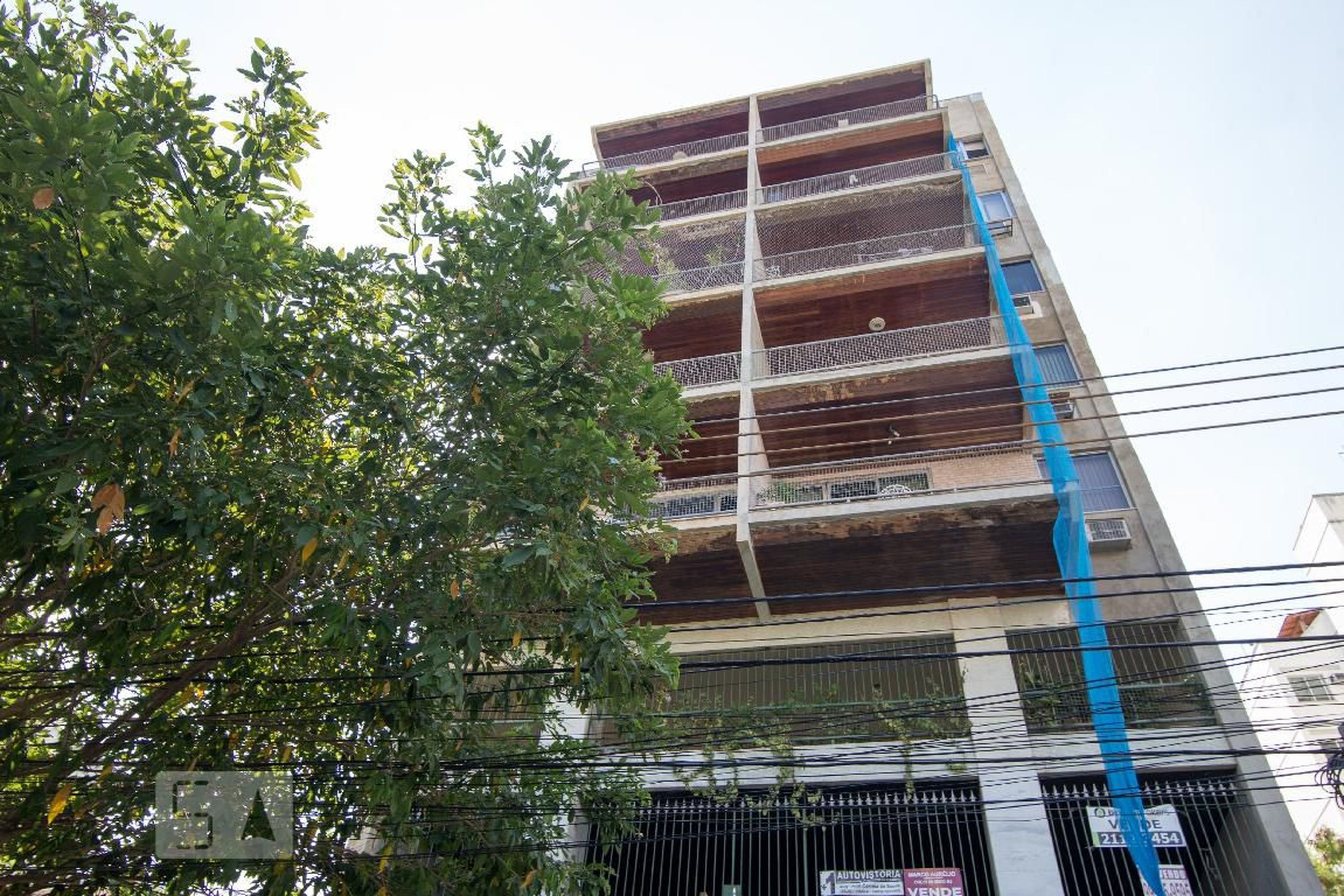 Fachada Condomínio em Rua Sá Viana, 112