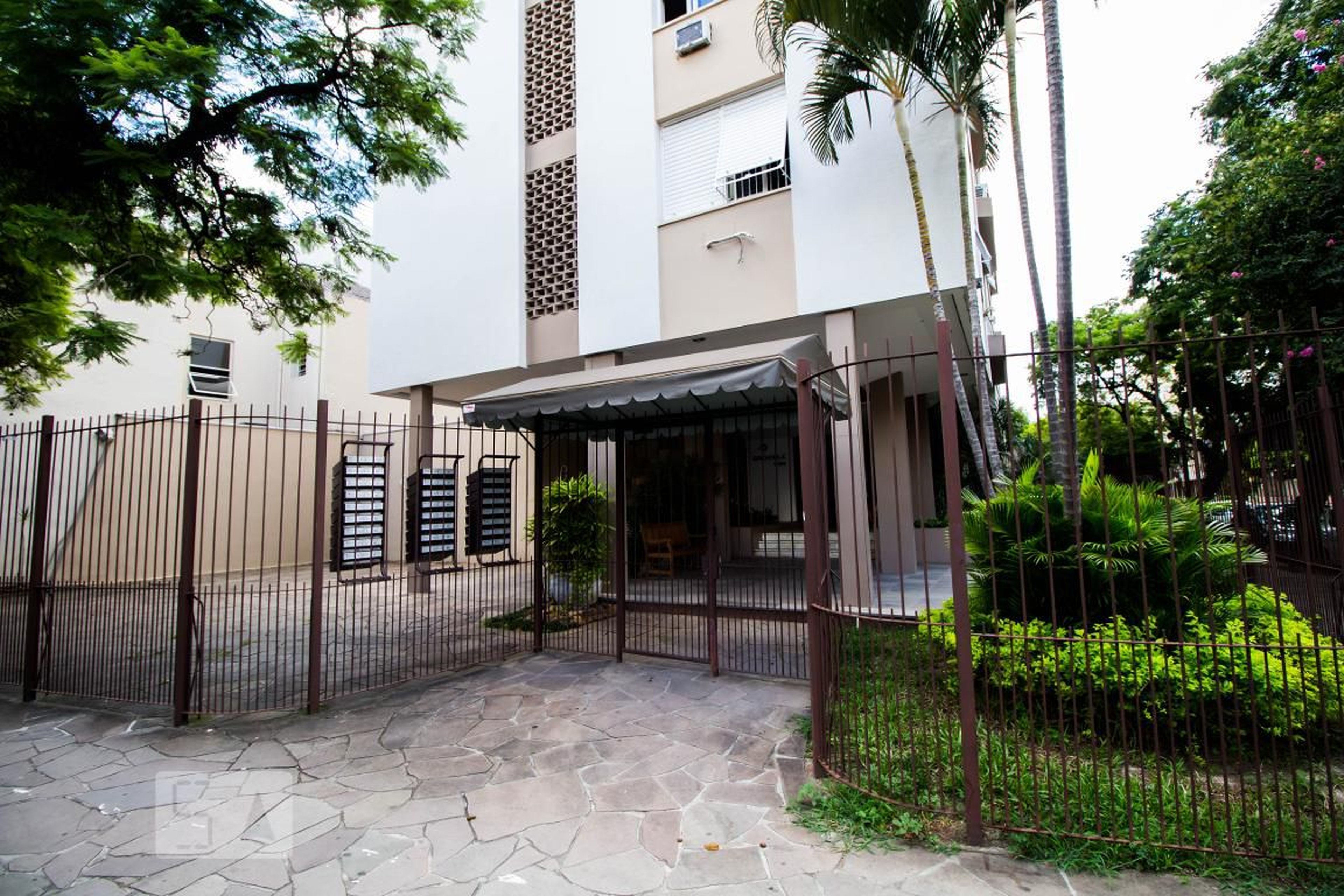 Fachada Condomínio Grenoble