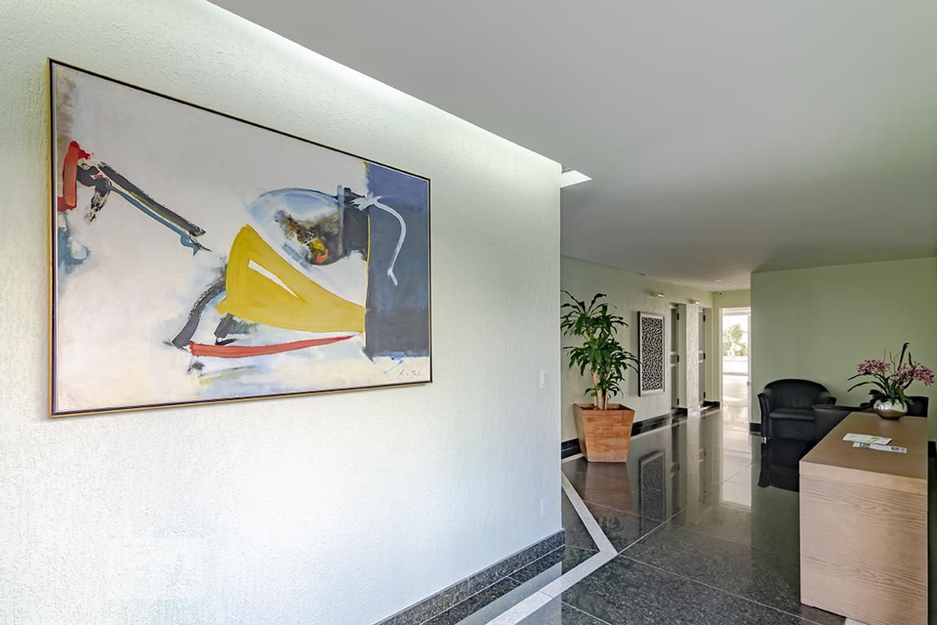 Hall de Entrada - Maria Angela Silveira