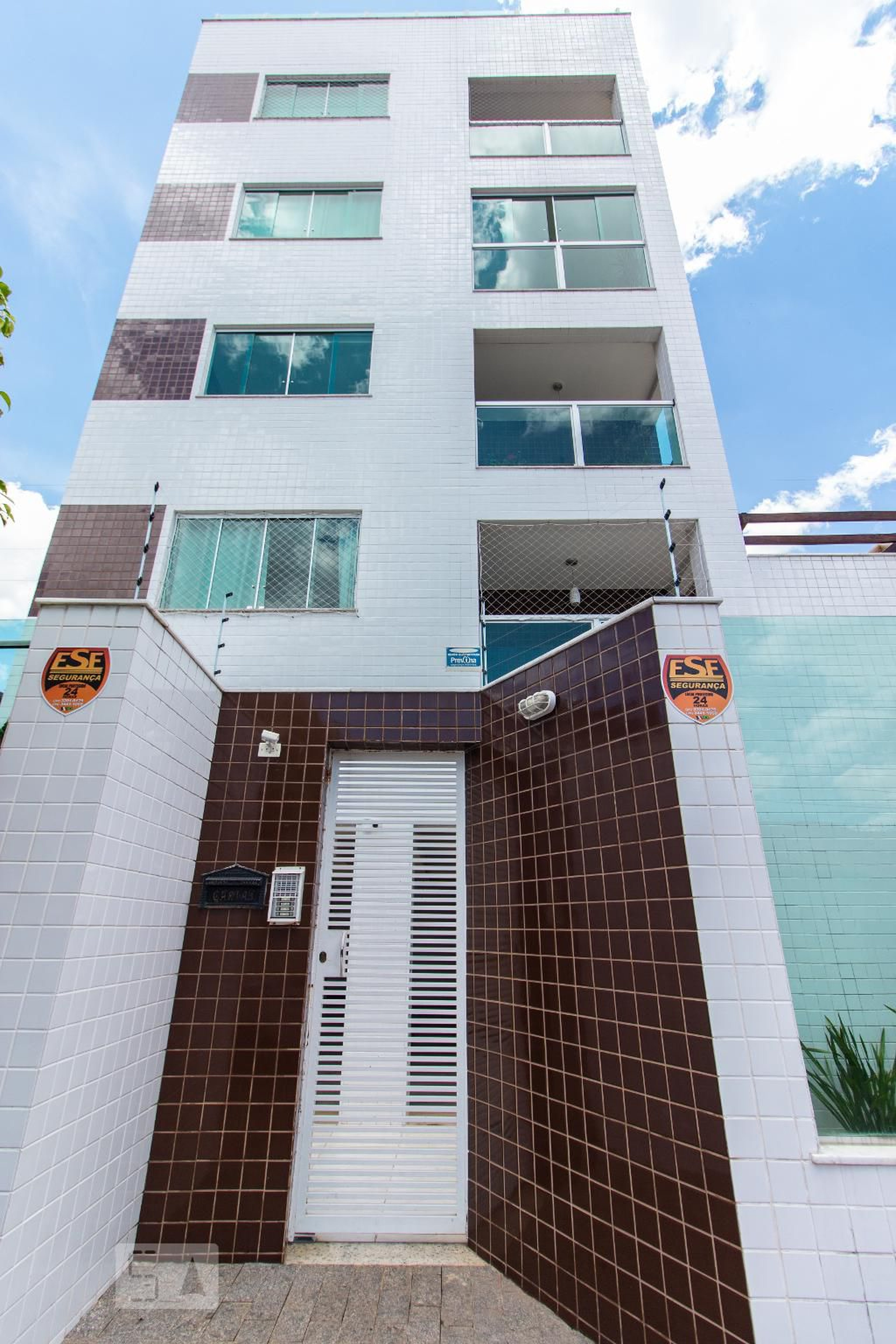 Fachada Condomínio Guilherme Murta Rodrigues