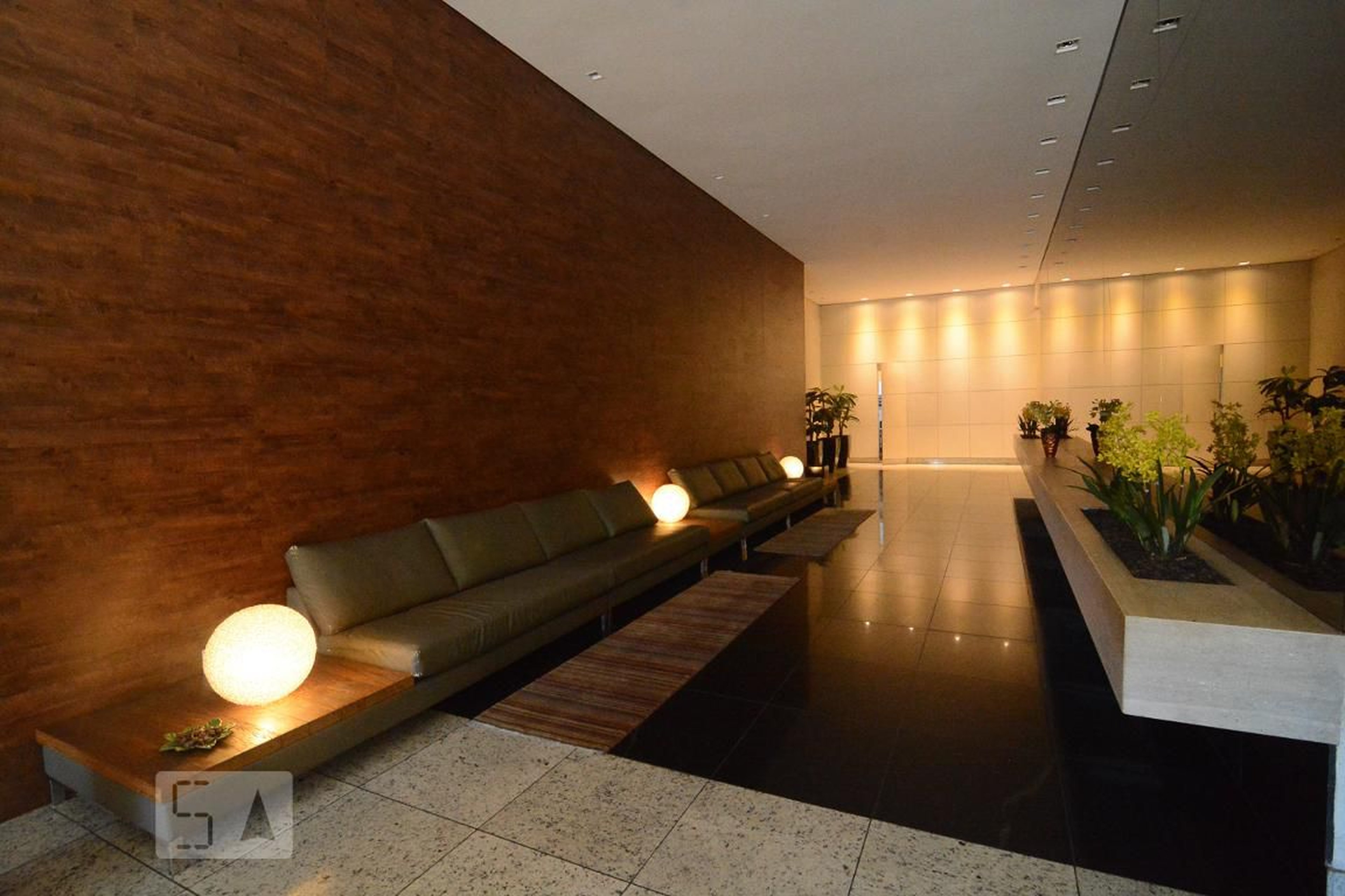 Entrada - Edifício Raja Residence