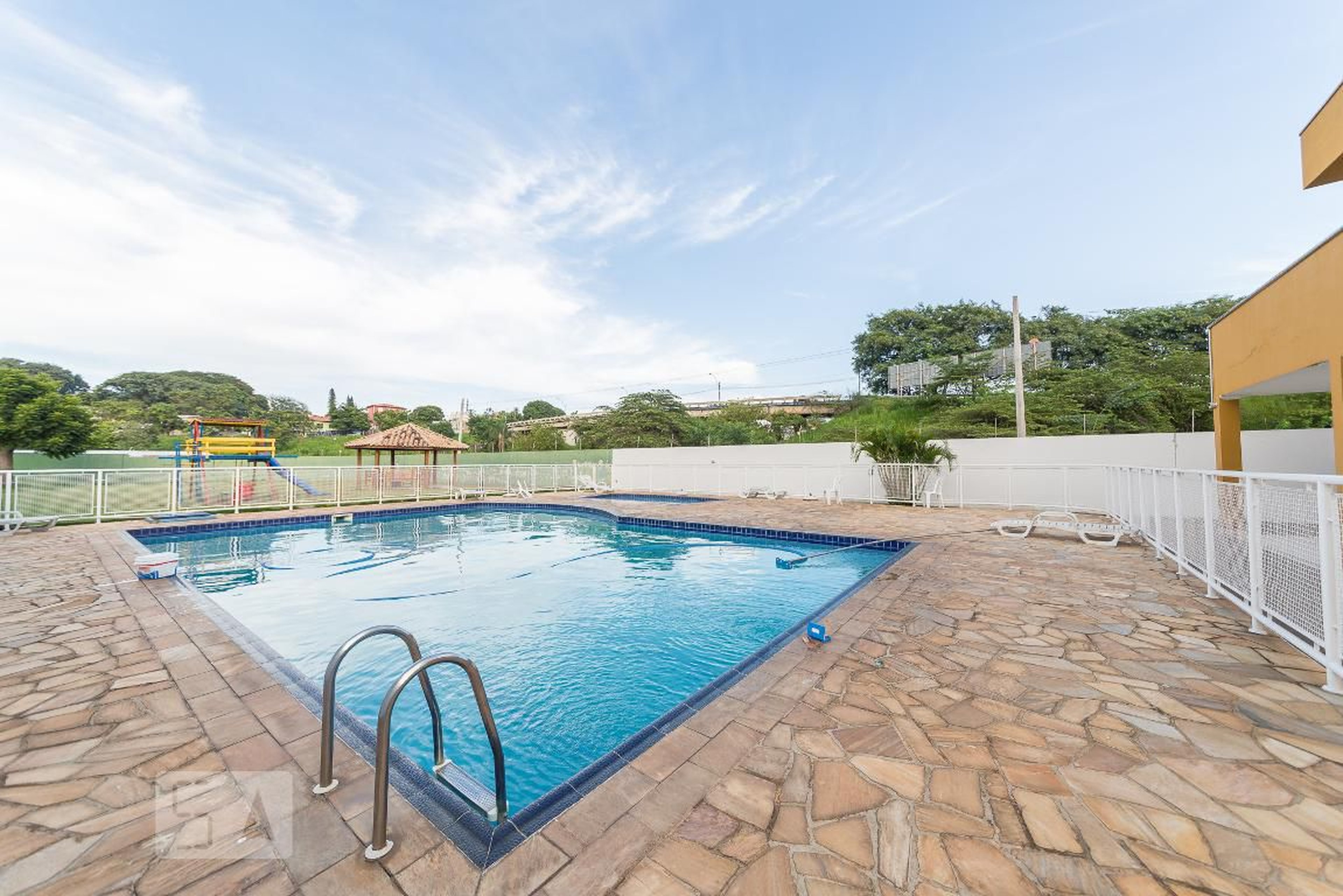 Piscina - Solar do Flamboyant