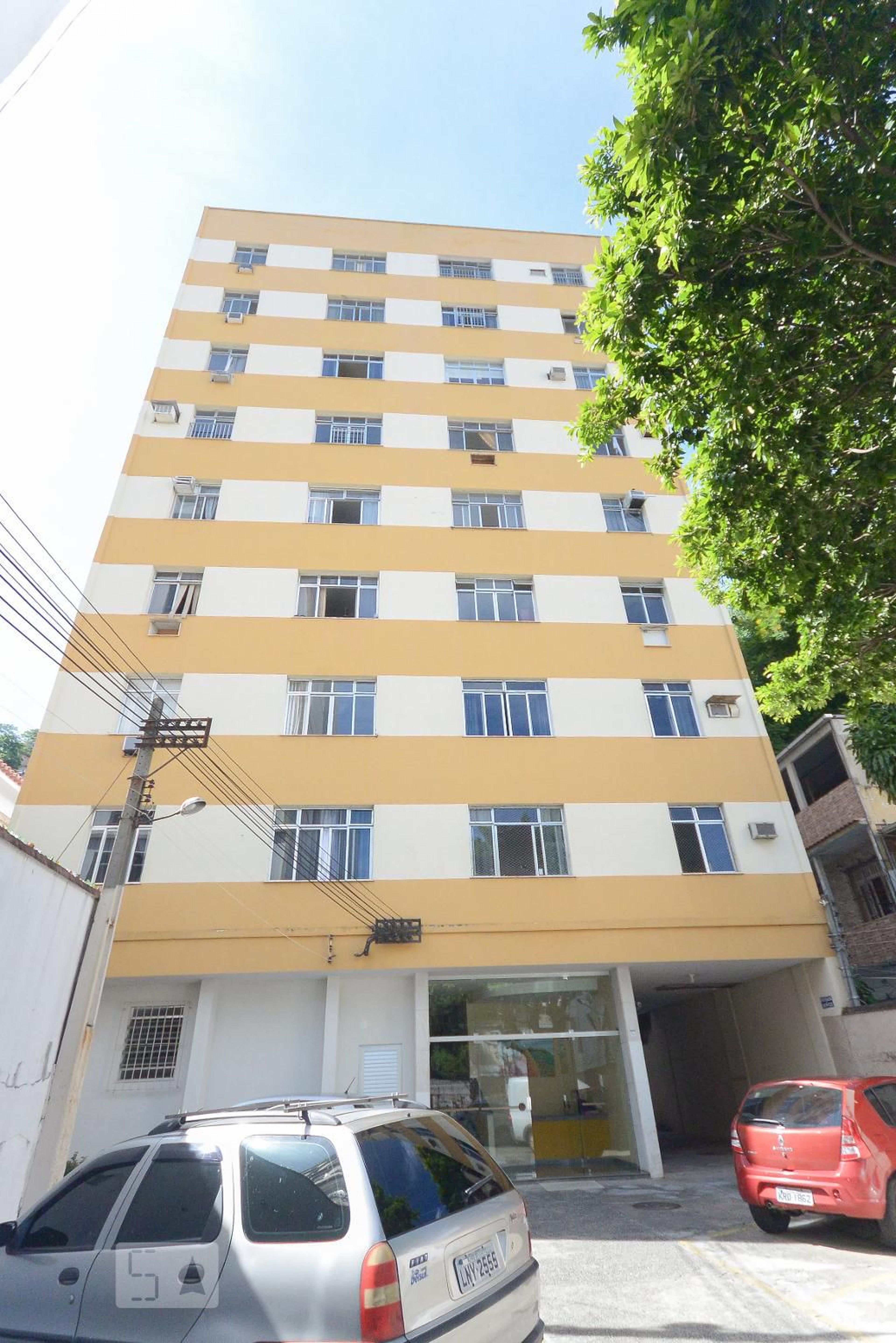 Fachada Condomínio em Rua Visconde de Santa Isabel, 201