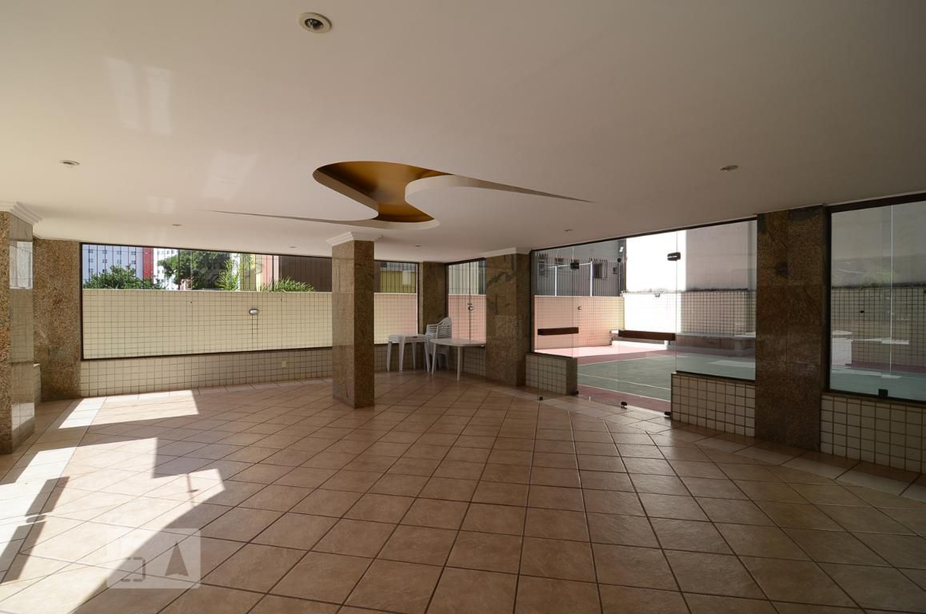 Hall - Edifício Saint Michel