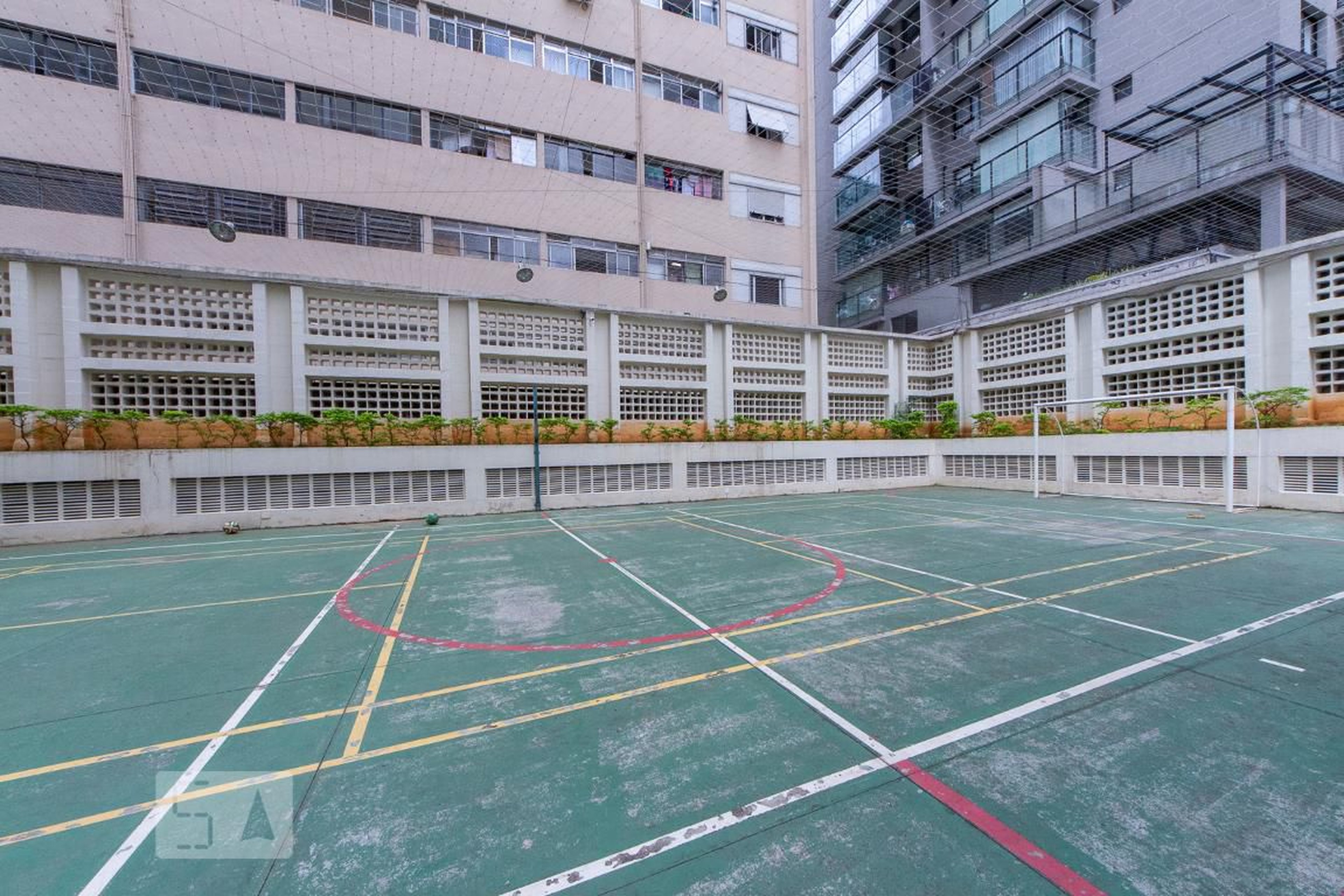 Quadra de esportes - The Plaza