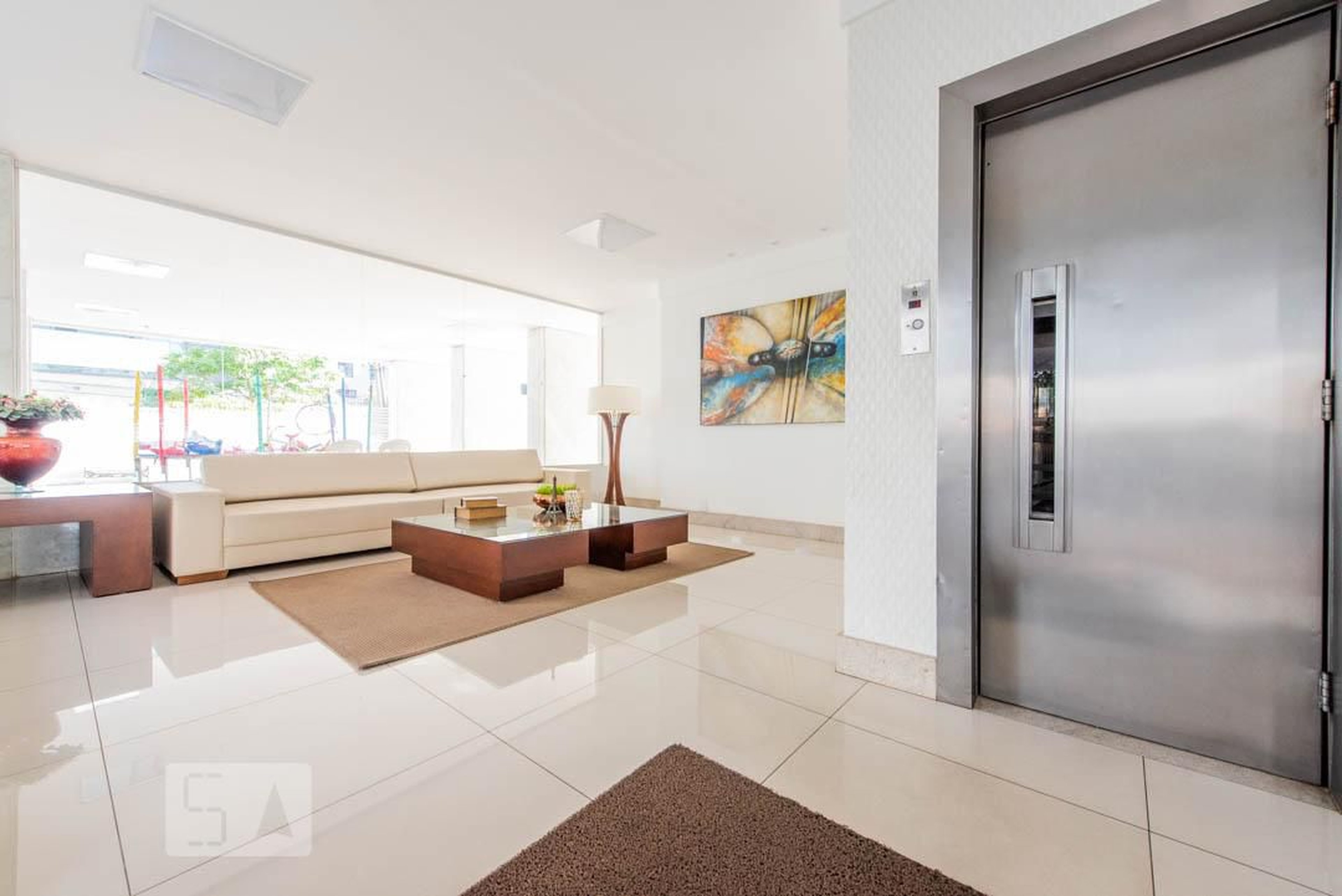 Hall - Edifício Viena