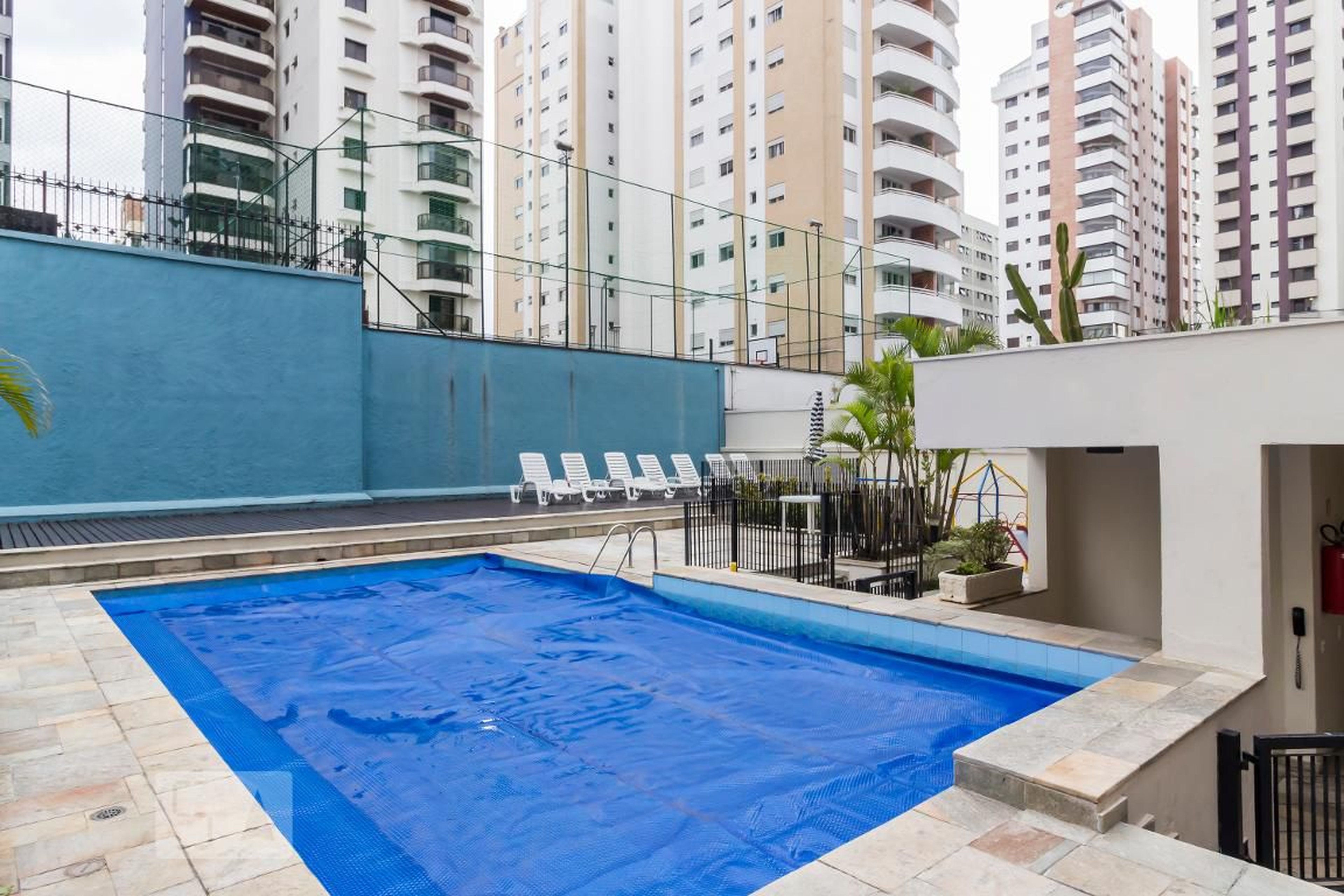 Piscina adulto - San Thomaz