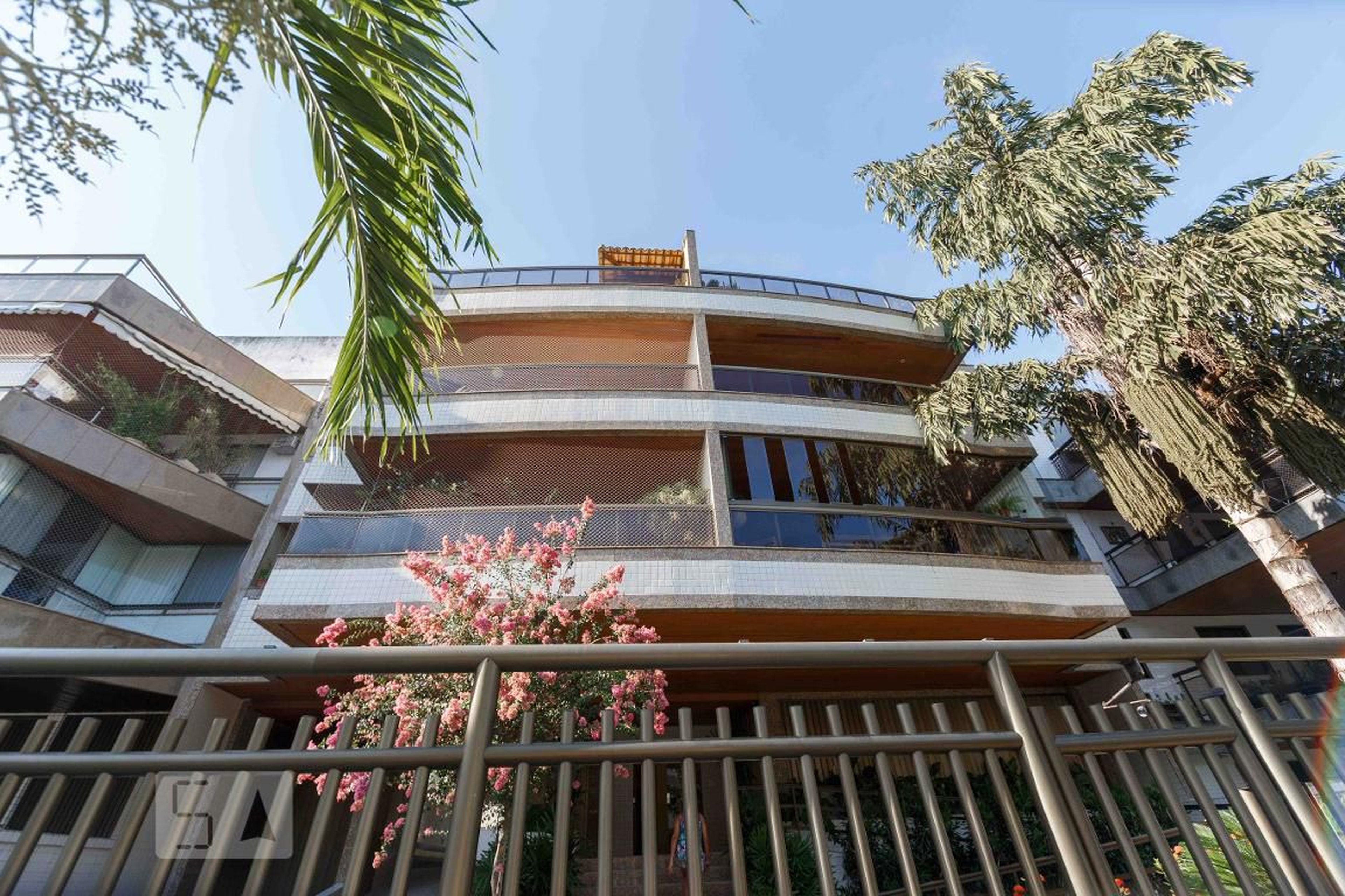 Fachada Condomínio Fernanda